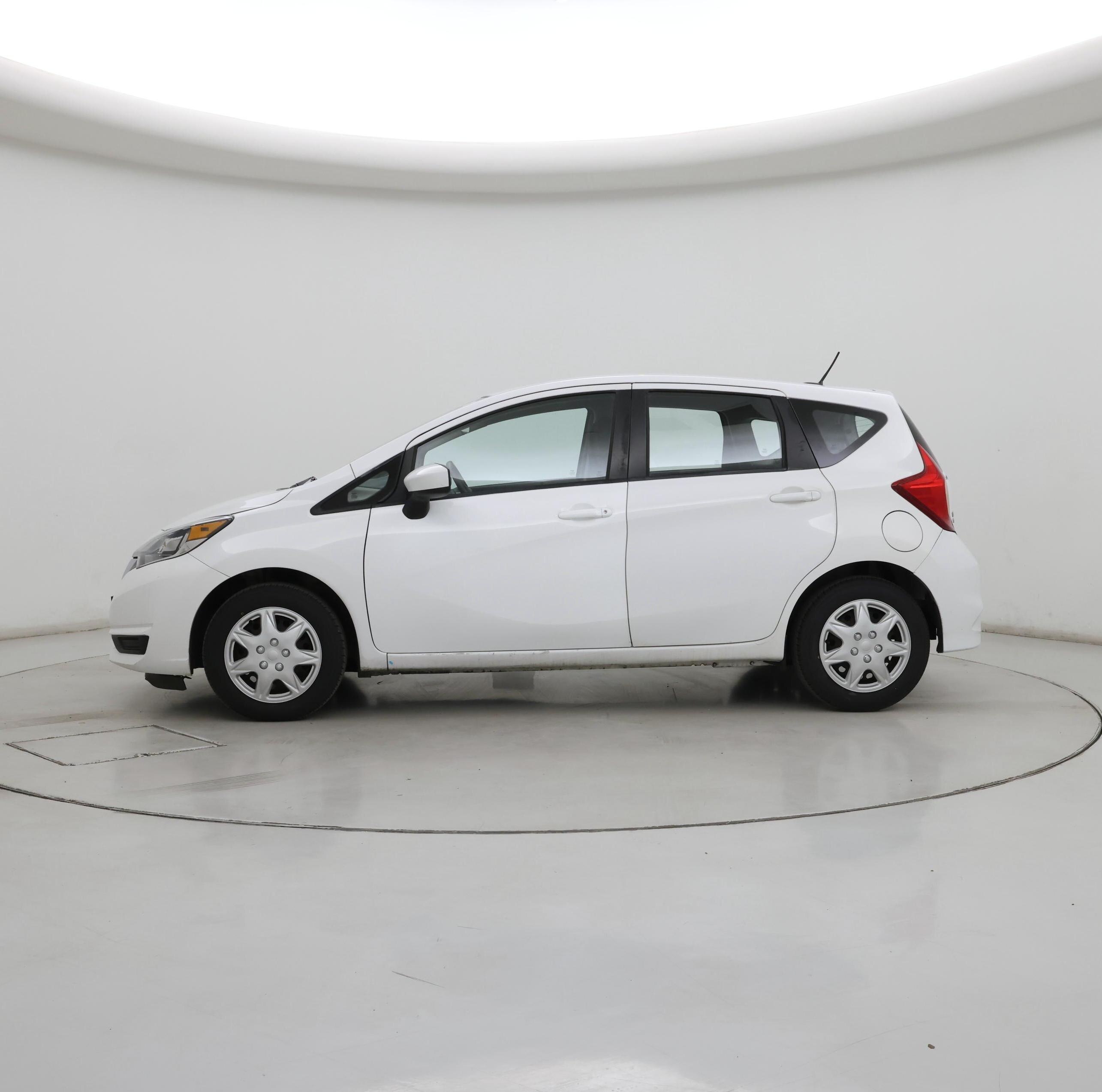 Thumbnail: 2017 Nissan Versa Note - 3