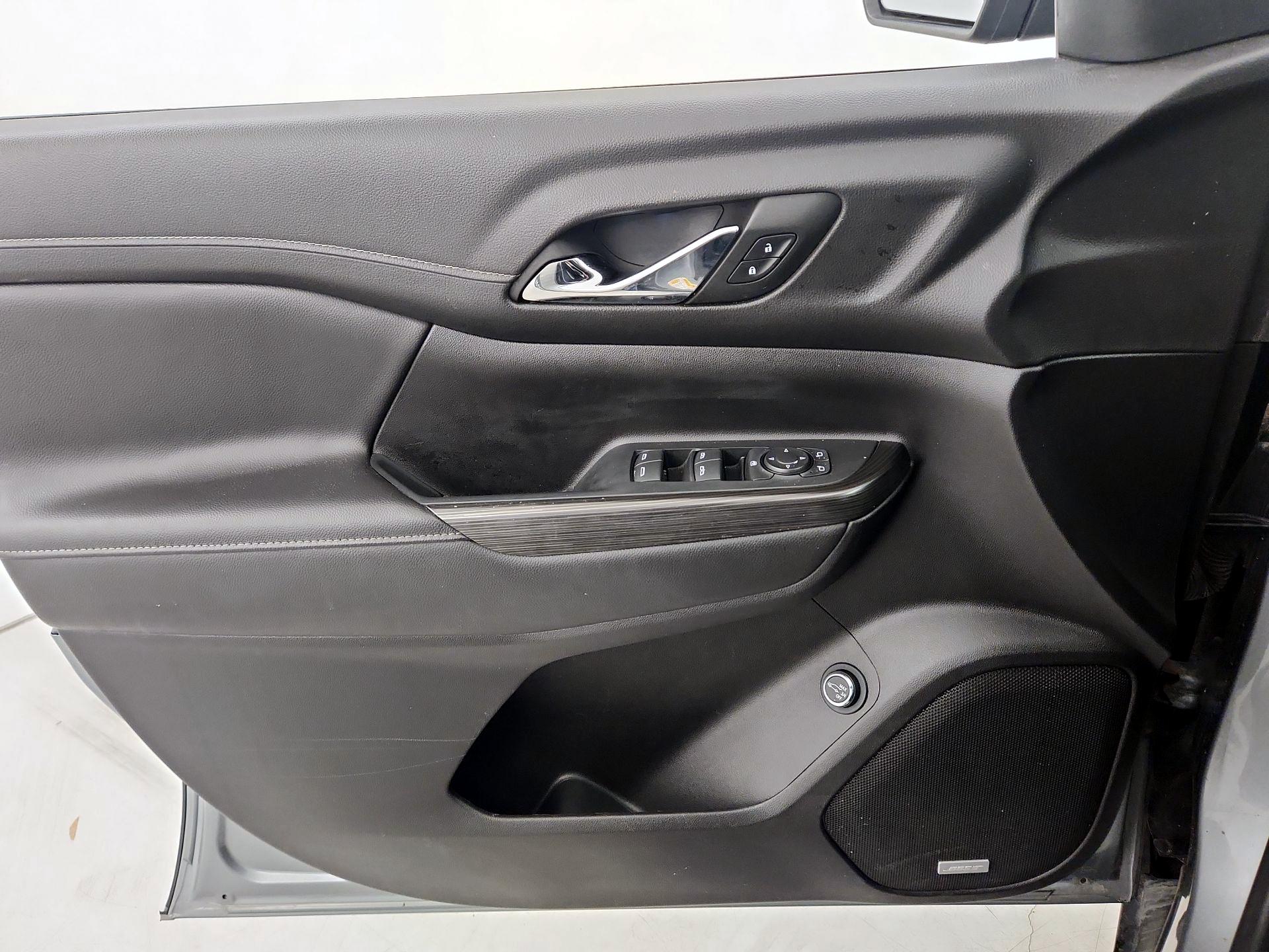 Thumbnail: 2023 GMC Acadia - 12