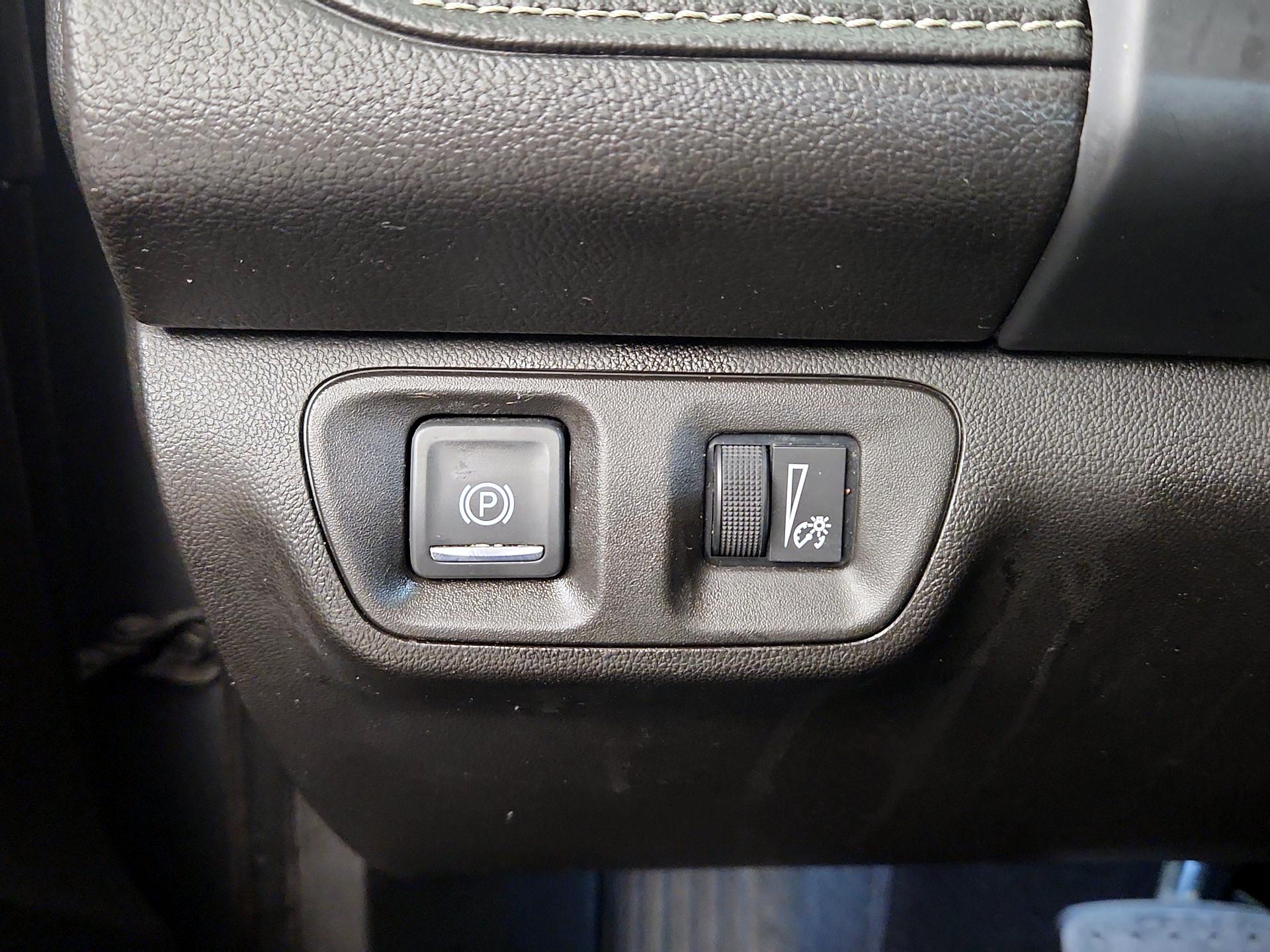 Thumbnail: 2023 GMC Acadia - 13