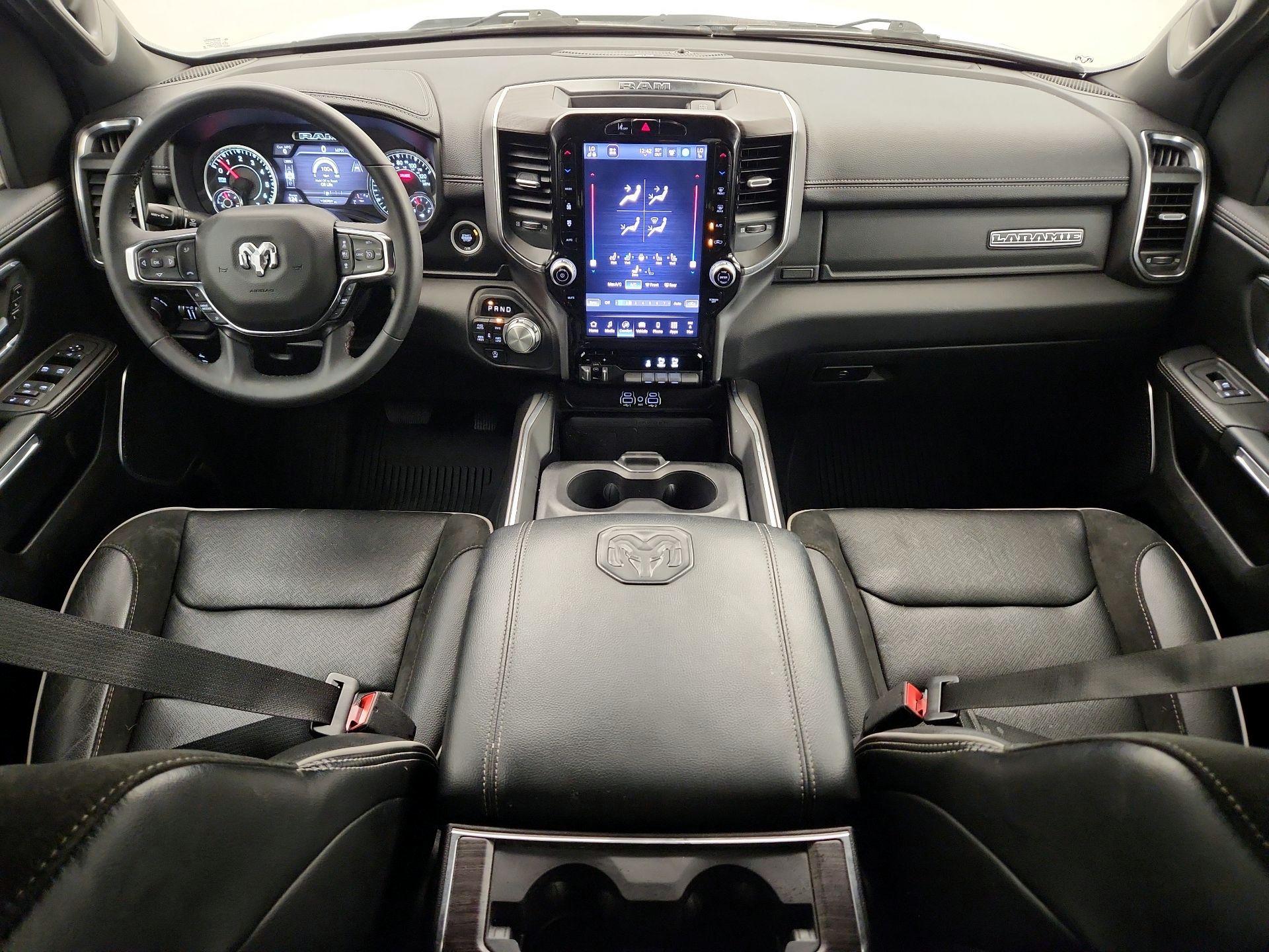 Thumbnail: 2025 RAM 1500 - 9