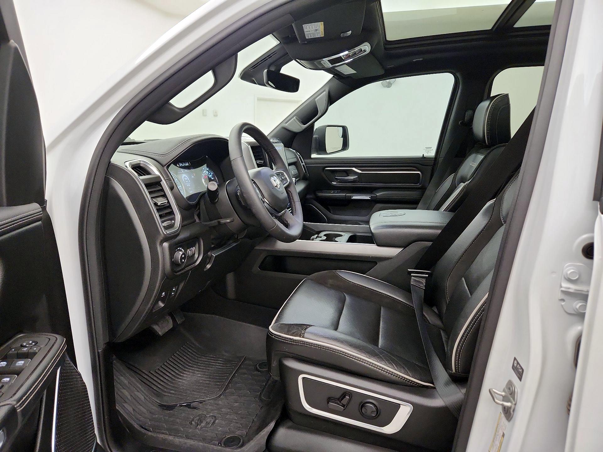 Thumbnail: 2025 RAM 1500 - 11