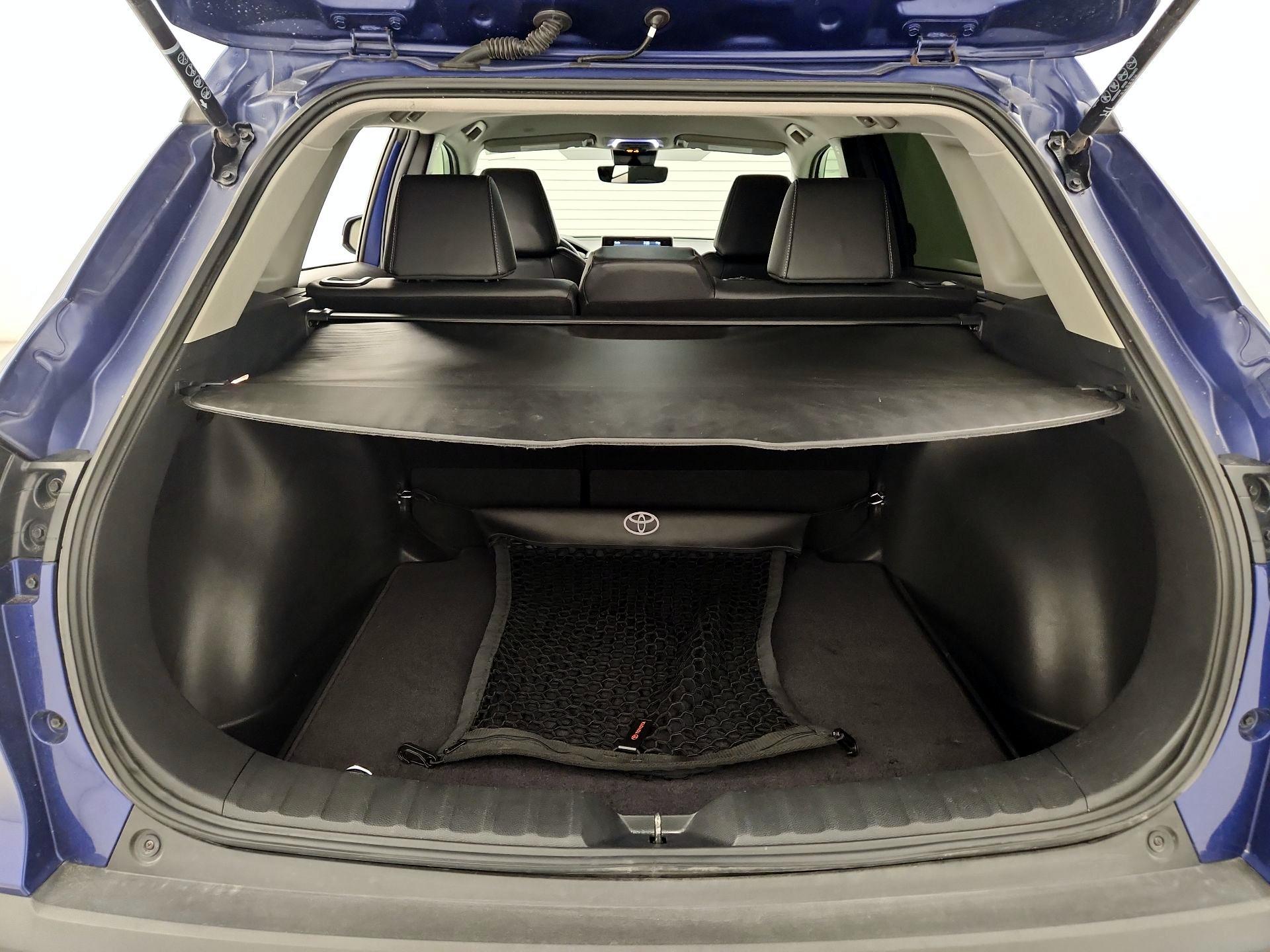 Thumbnail: 2022 Toyota Corolla Cross - 20