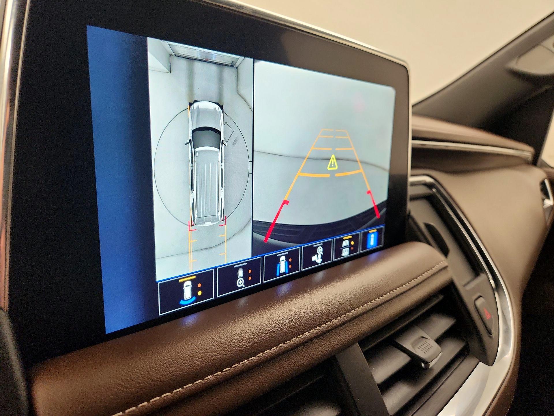 Thumbnail: 2023 Chevrolet Tahoe - 14