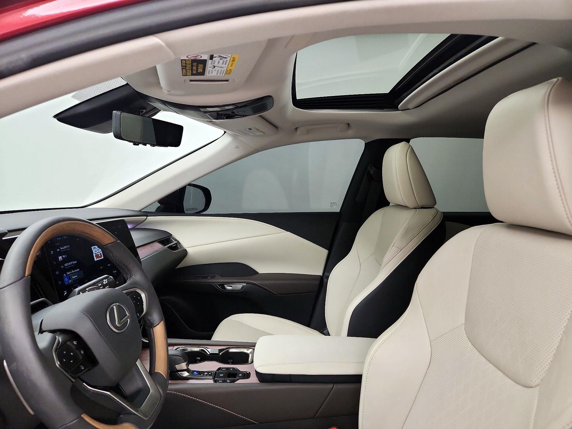 Thumbnail: 2025 Lexus RX - 19