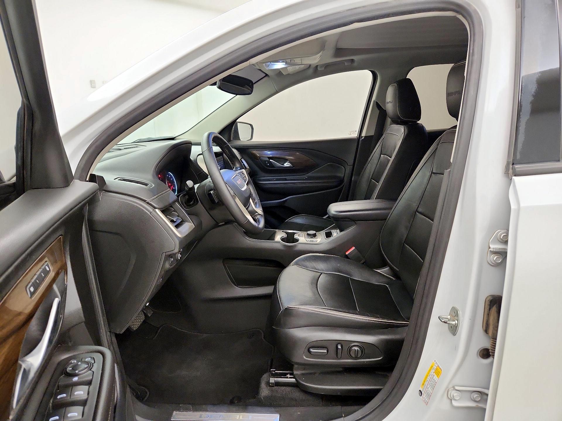 Thumbnail: 2020 GMC Terrain - 11