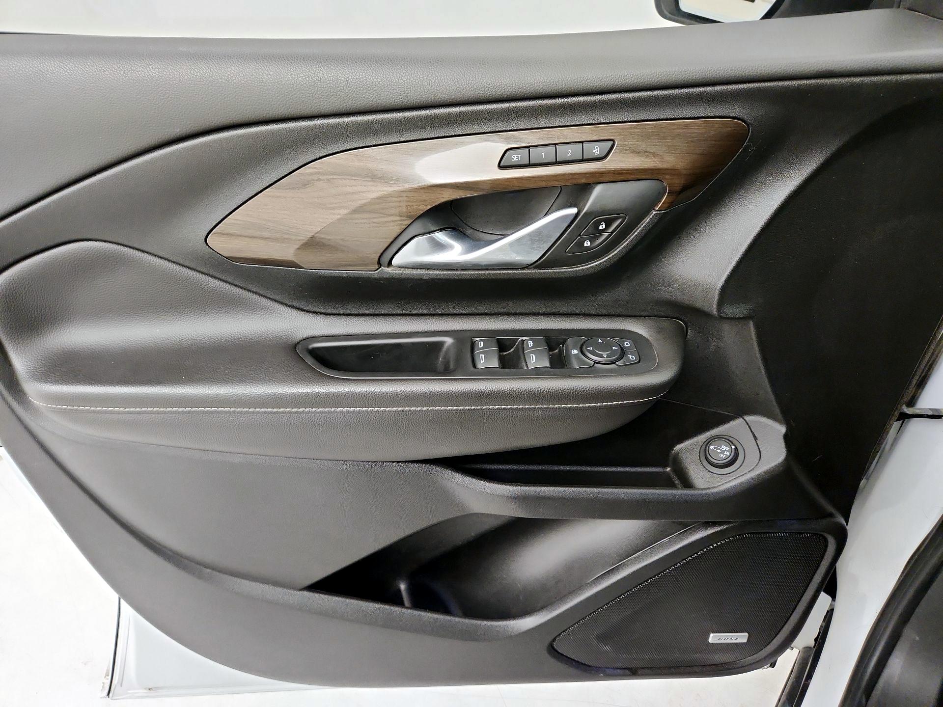 Thumbnail: 2020 GMC Terrain - 12