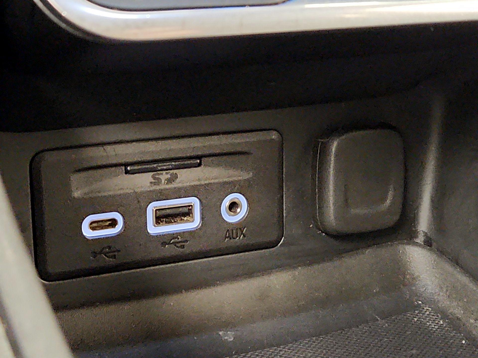 Thumbnail: 2020 GMC Terrain - 18