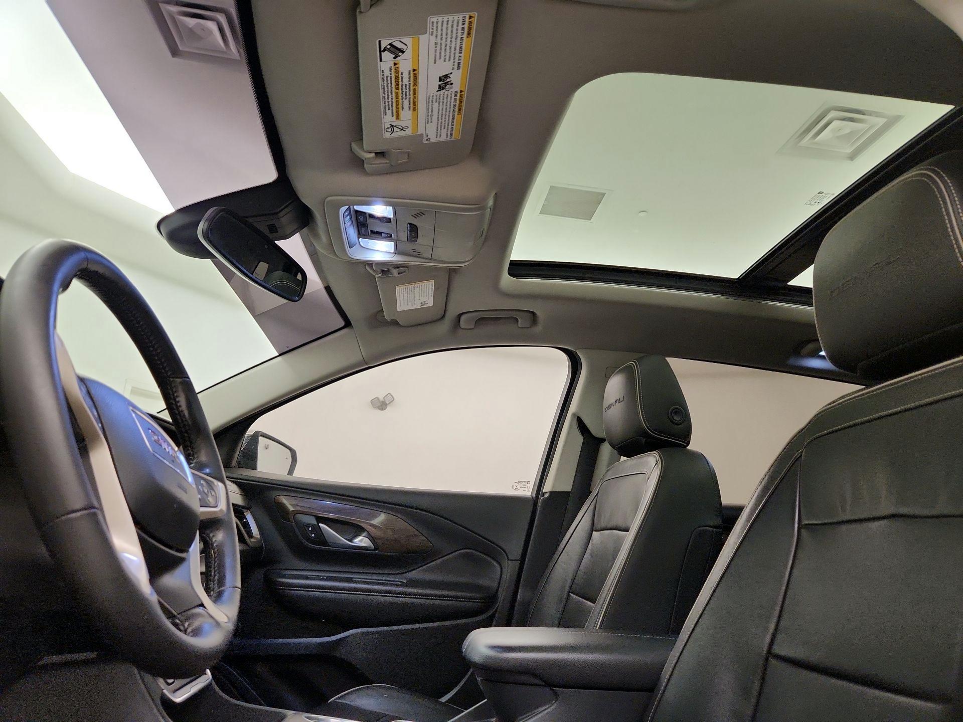 Thumbnail: 2020 GMC Terrain - 19