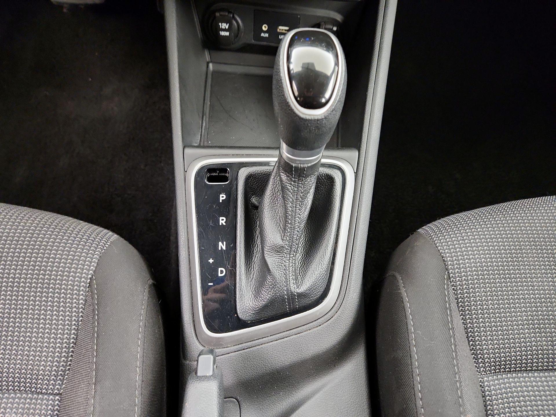 Thumbnail: 2020 Hyundai Accent - 16