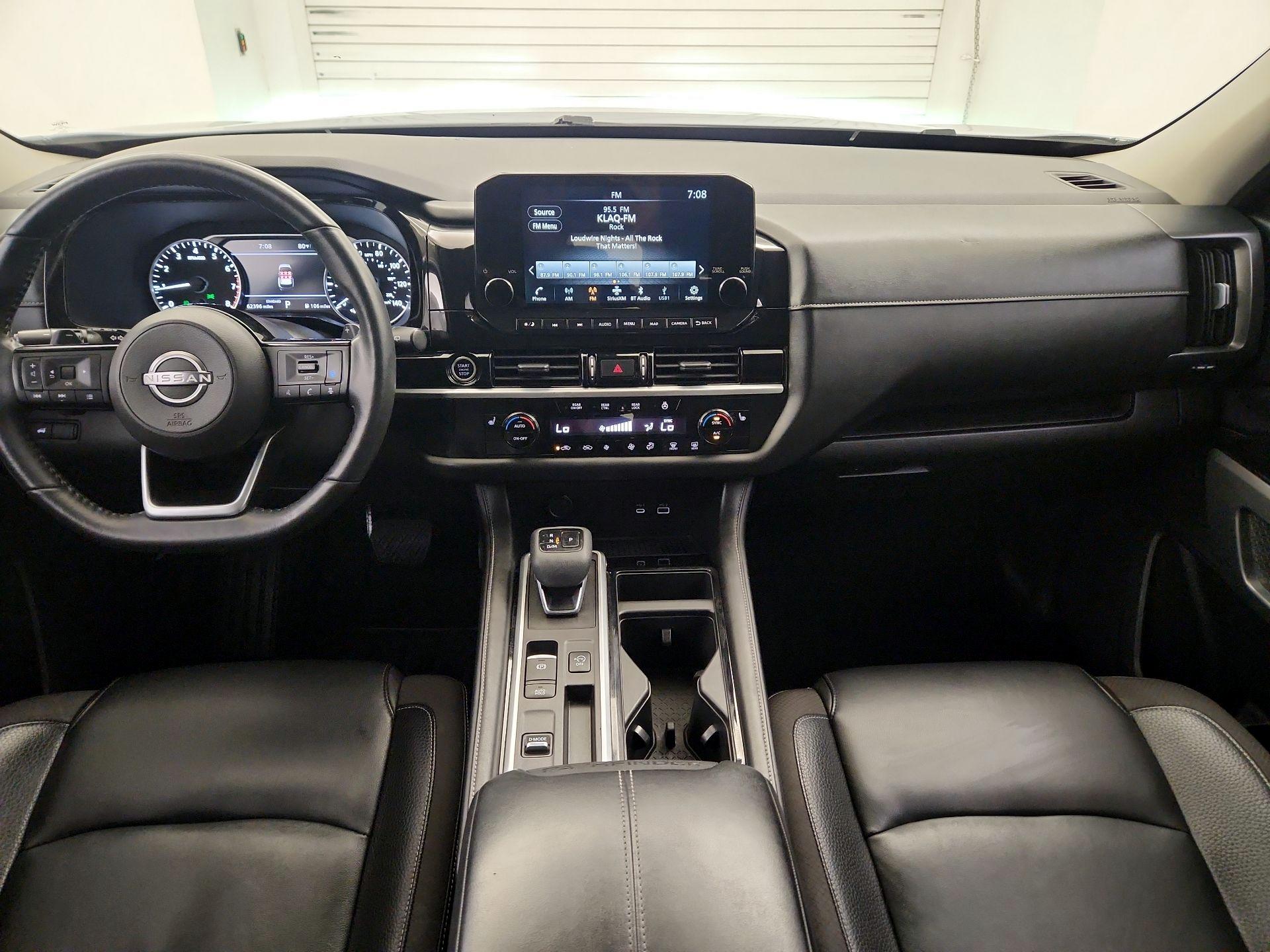 Thumbnail: 2022 Nissan Pathfinder - 9