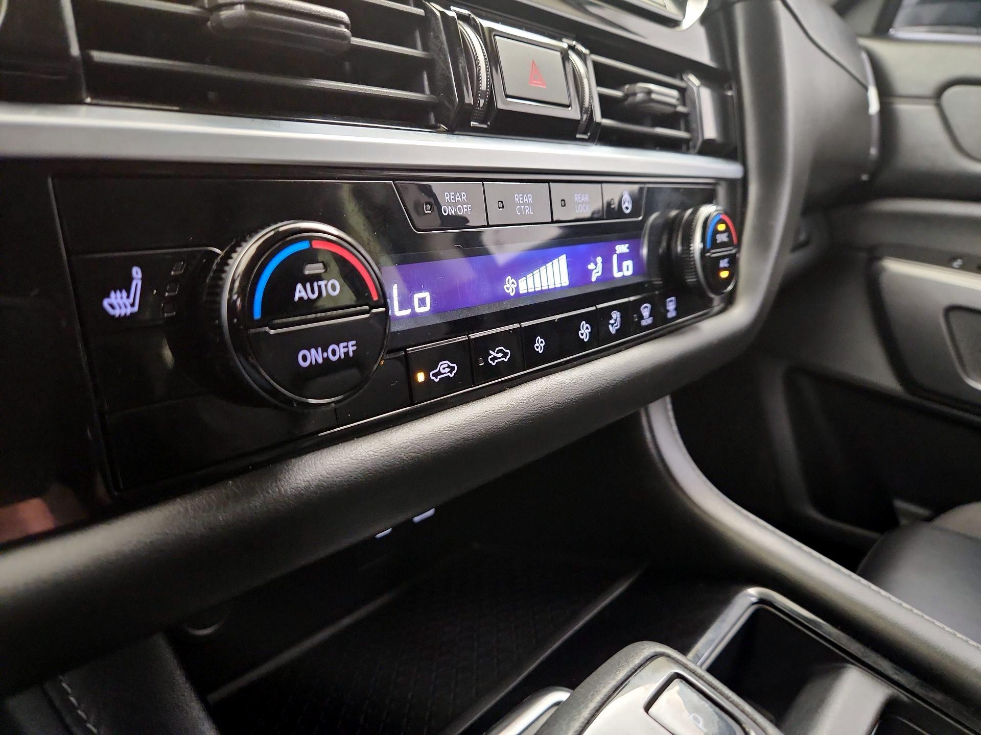 Thumbnail: 2022 Nissan Pathfinder - 17