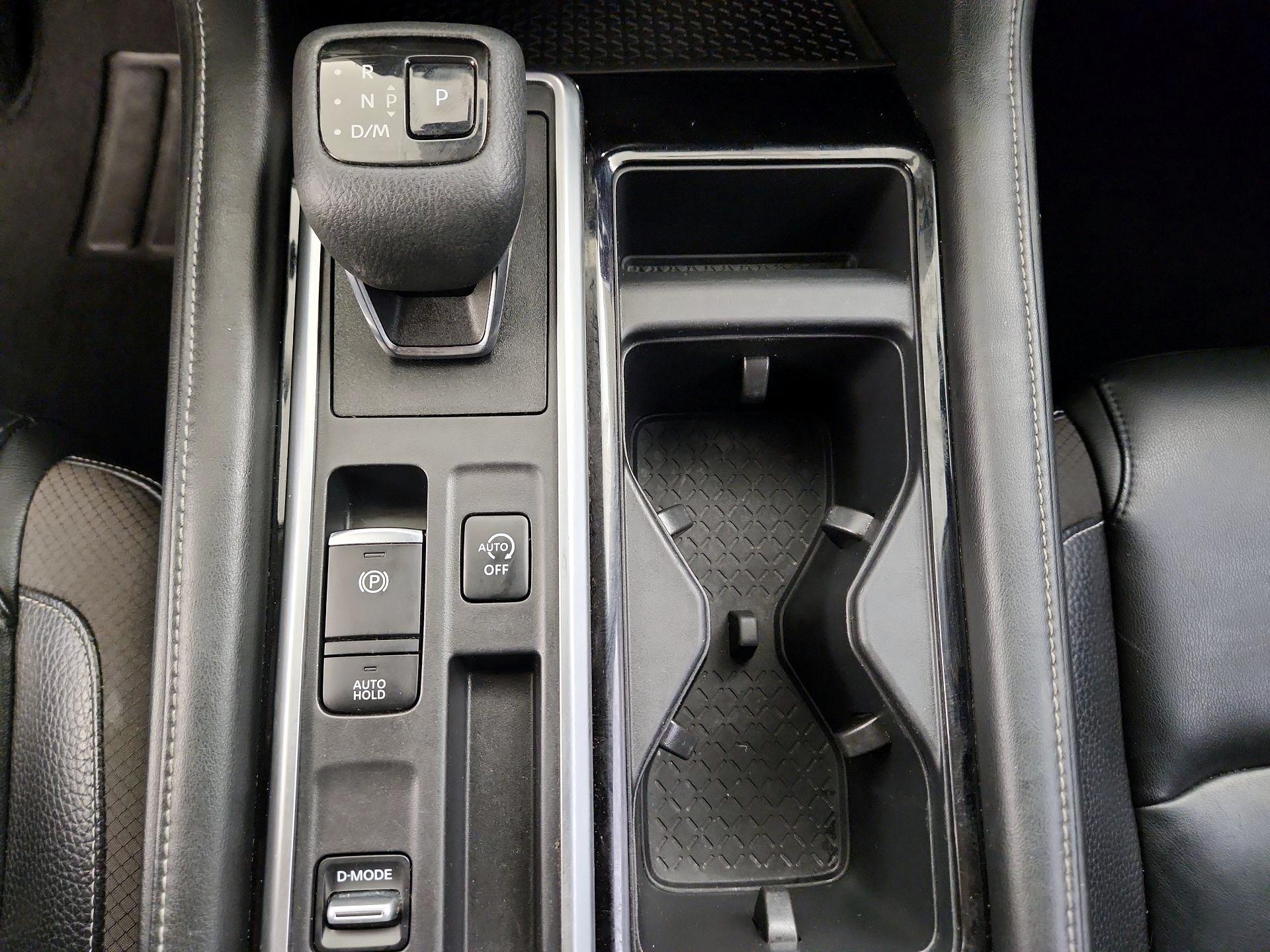 Thumbnail: 2022 Nissan Pathfinder - 18