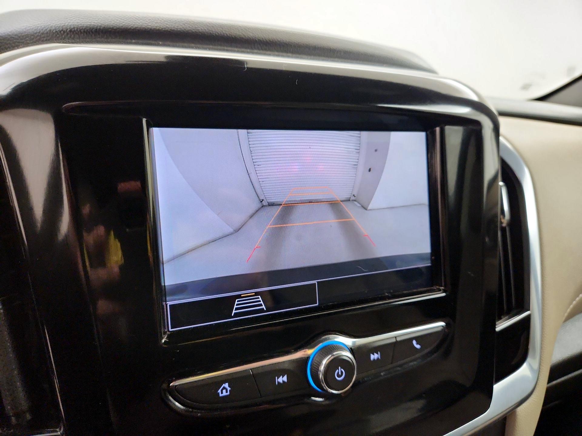 Thumbnail: 2023 Chevrolet Traverse - 14