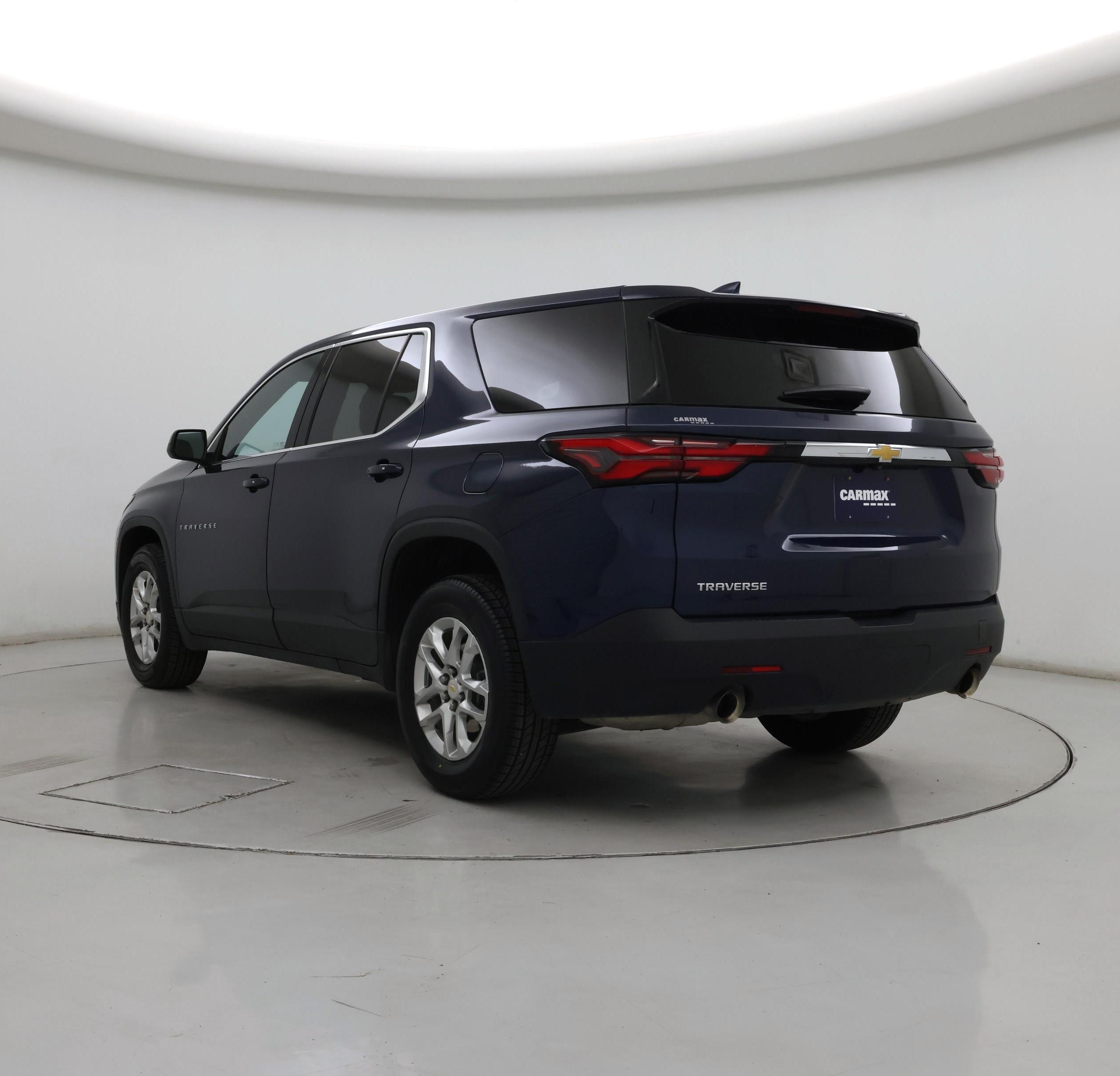 Thumbnail: 2023 Chevrolet Traverse - 2