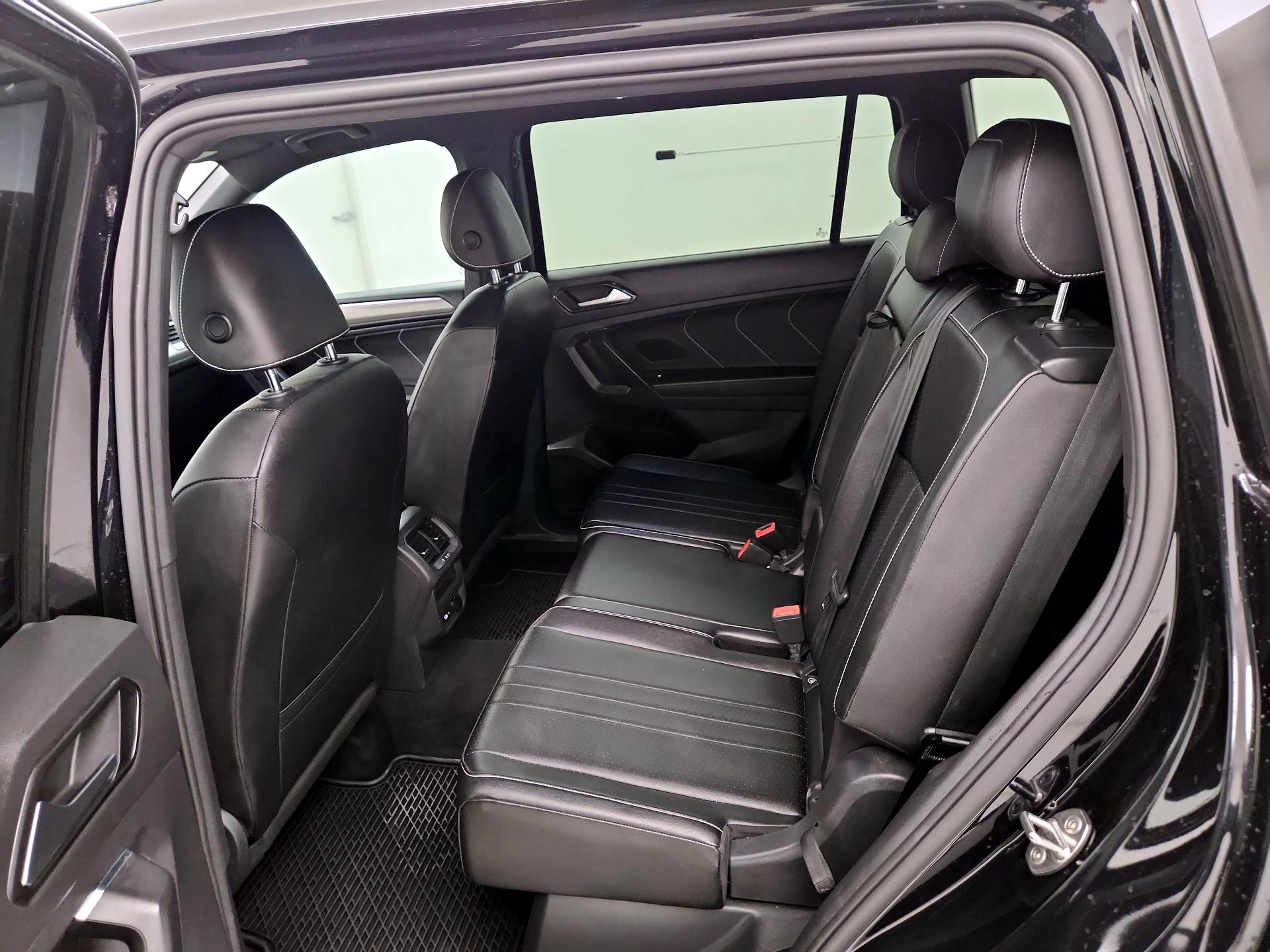 Thumbnail: 2022 Volkswagen Tiguan - 20