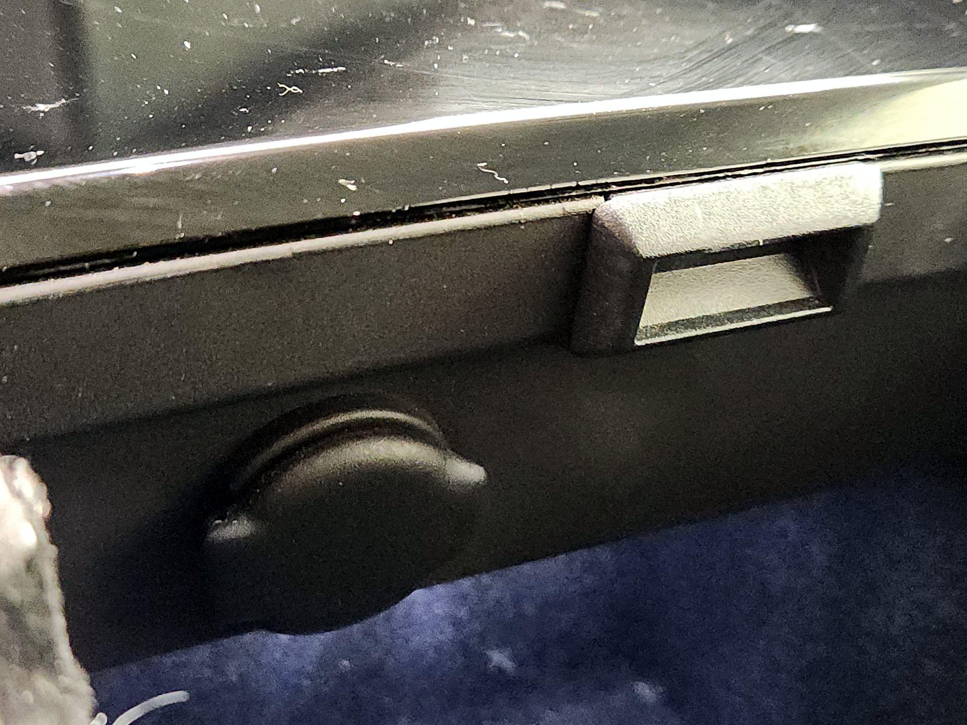 Thumbnail: 2020 Tesla Model 3 - 18