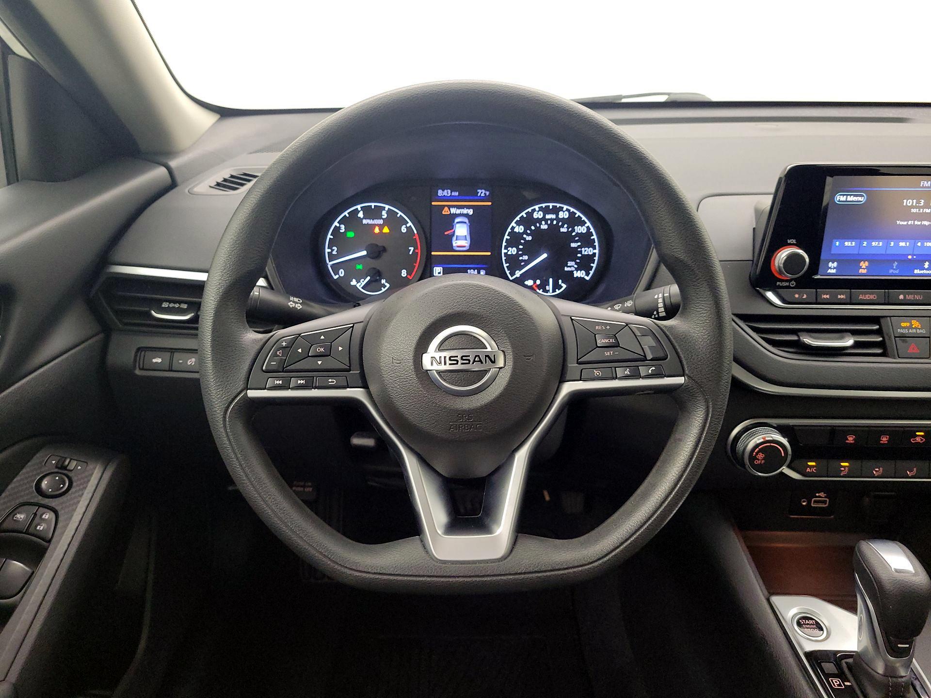 Thumbnail: 2021 Nissan Altima - 10