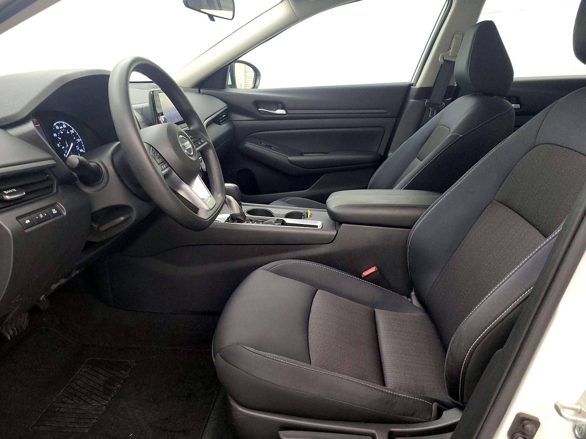 Thumbnail: 2021 Nissan Altima - 11