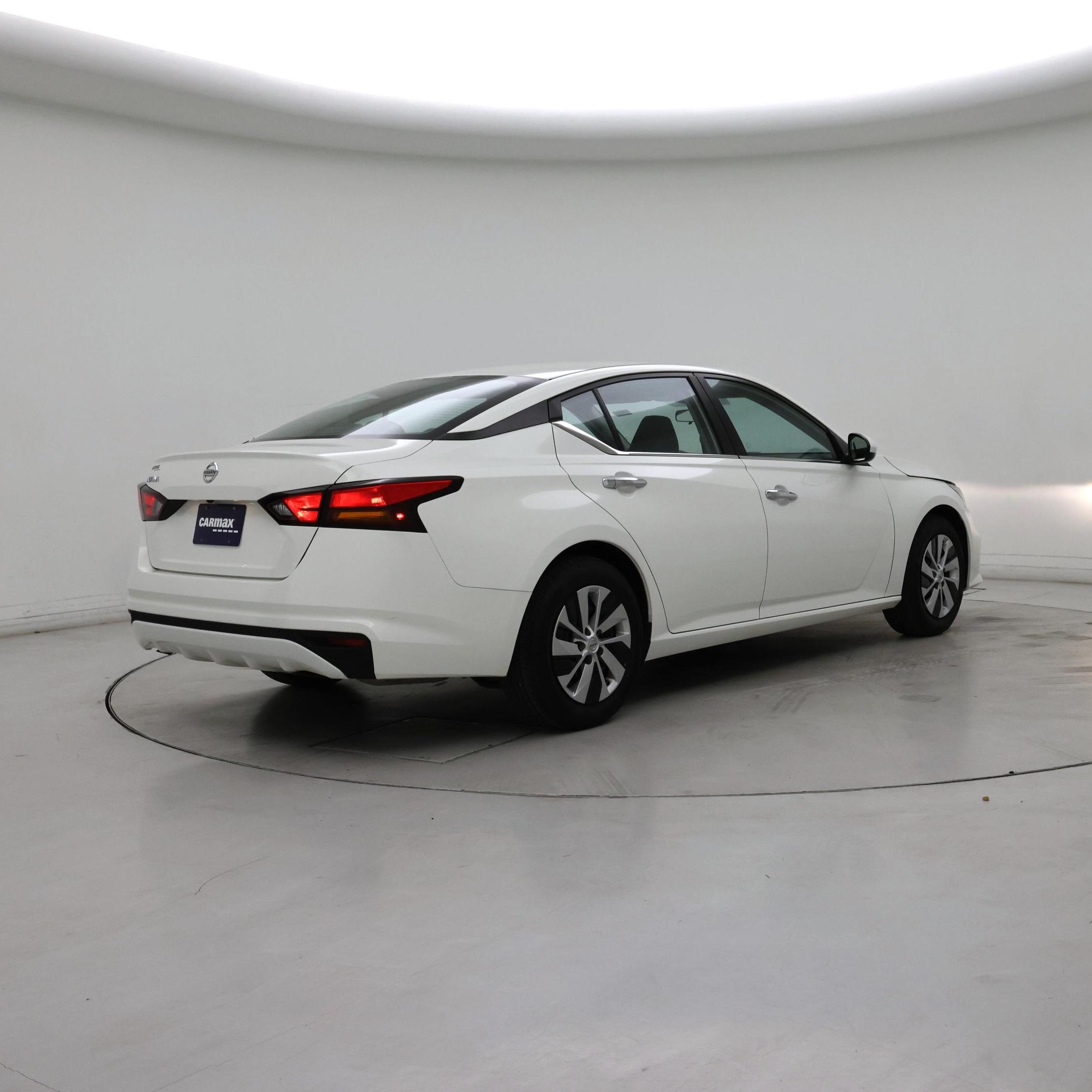 Thumbnail: 2021 Nissan Altima - 8