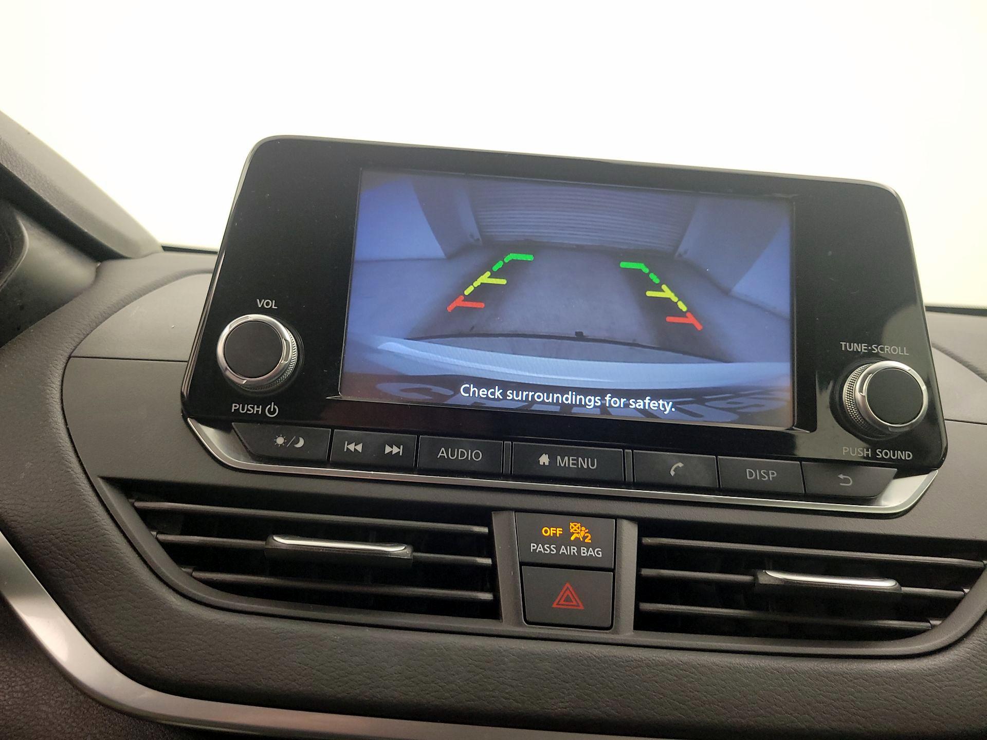 Thumbnail: 2021 Nissan Altima - 14