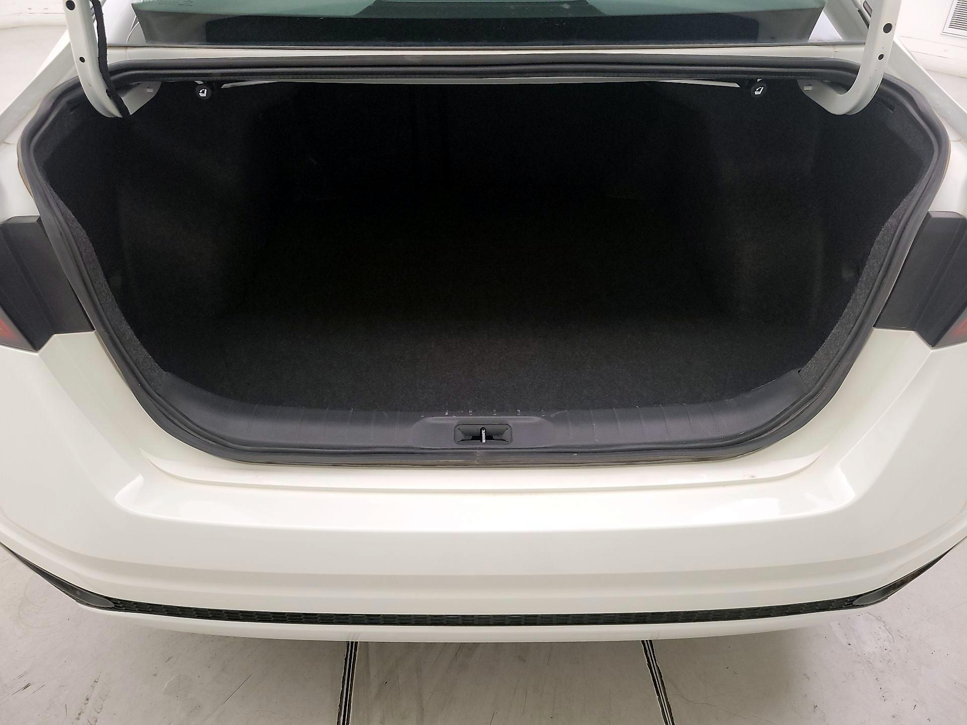 Thumbnail: 2021 Nissan Altima - 20