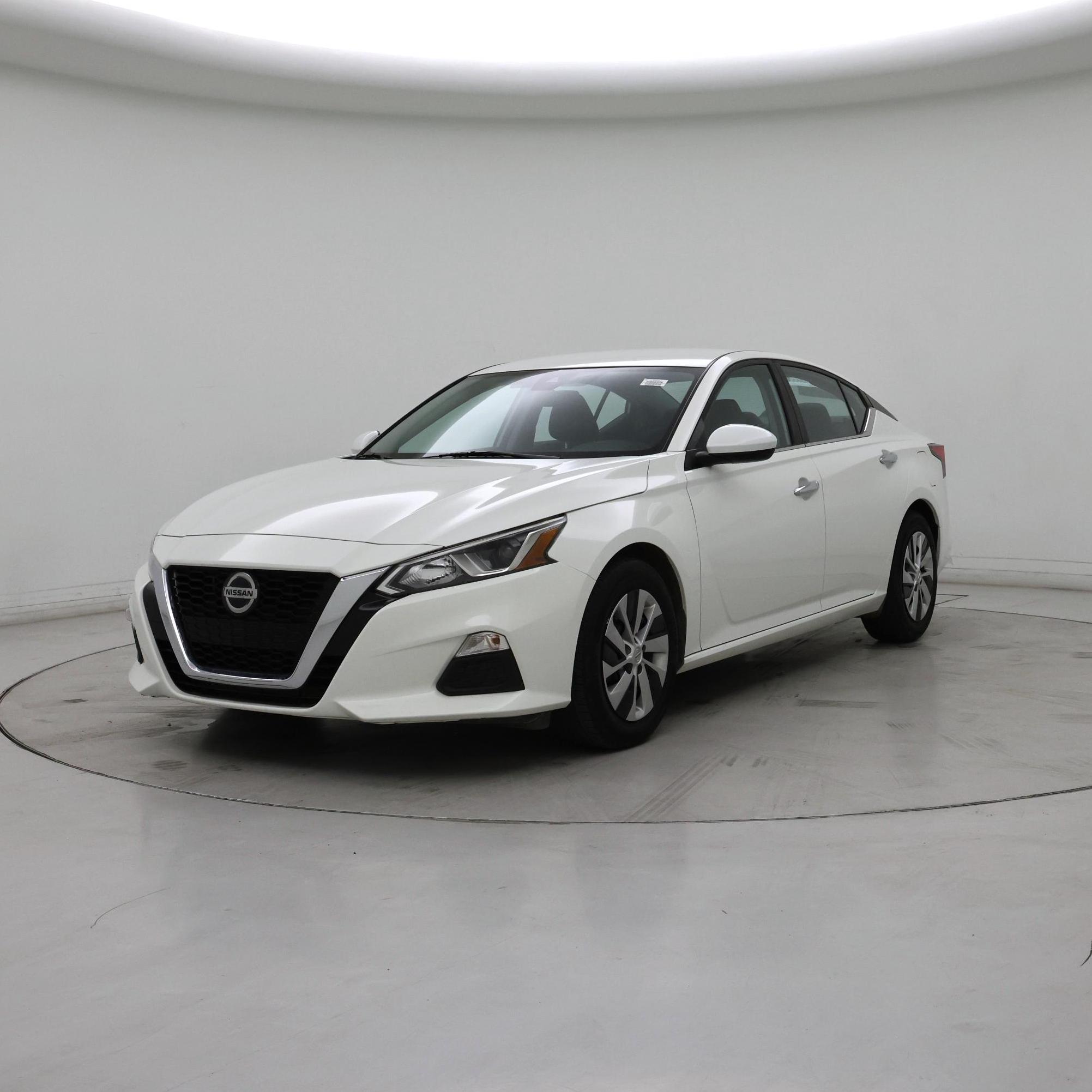 Thumbnail: 2021 Nissan Altima - 4
