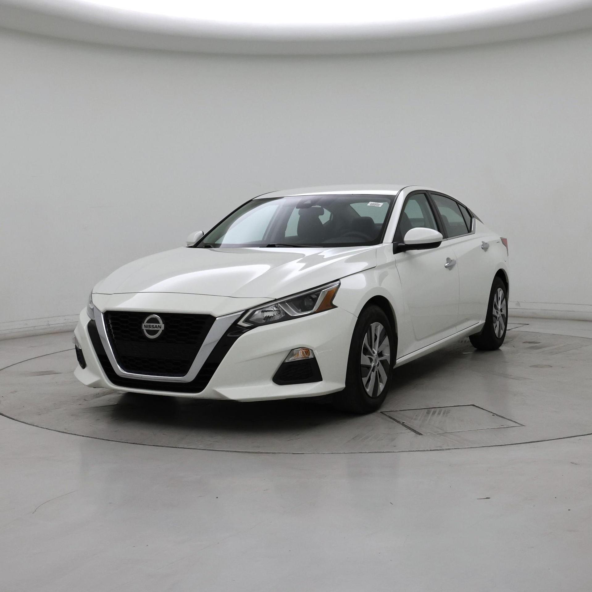 Thumbnail: 2021 Nissan Altima - 4