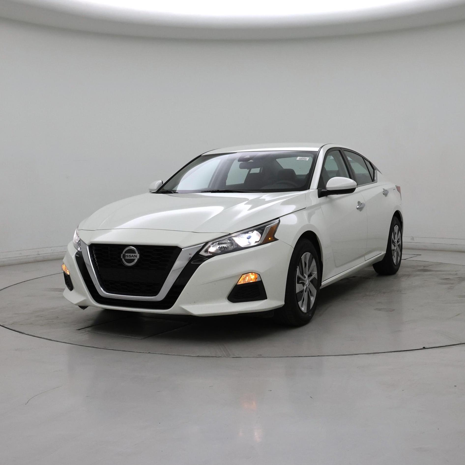 Thumbnail: 2021 Nissan Altima - 4