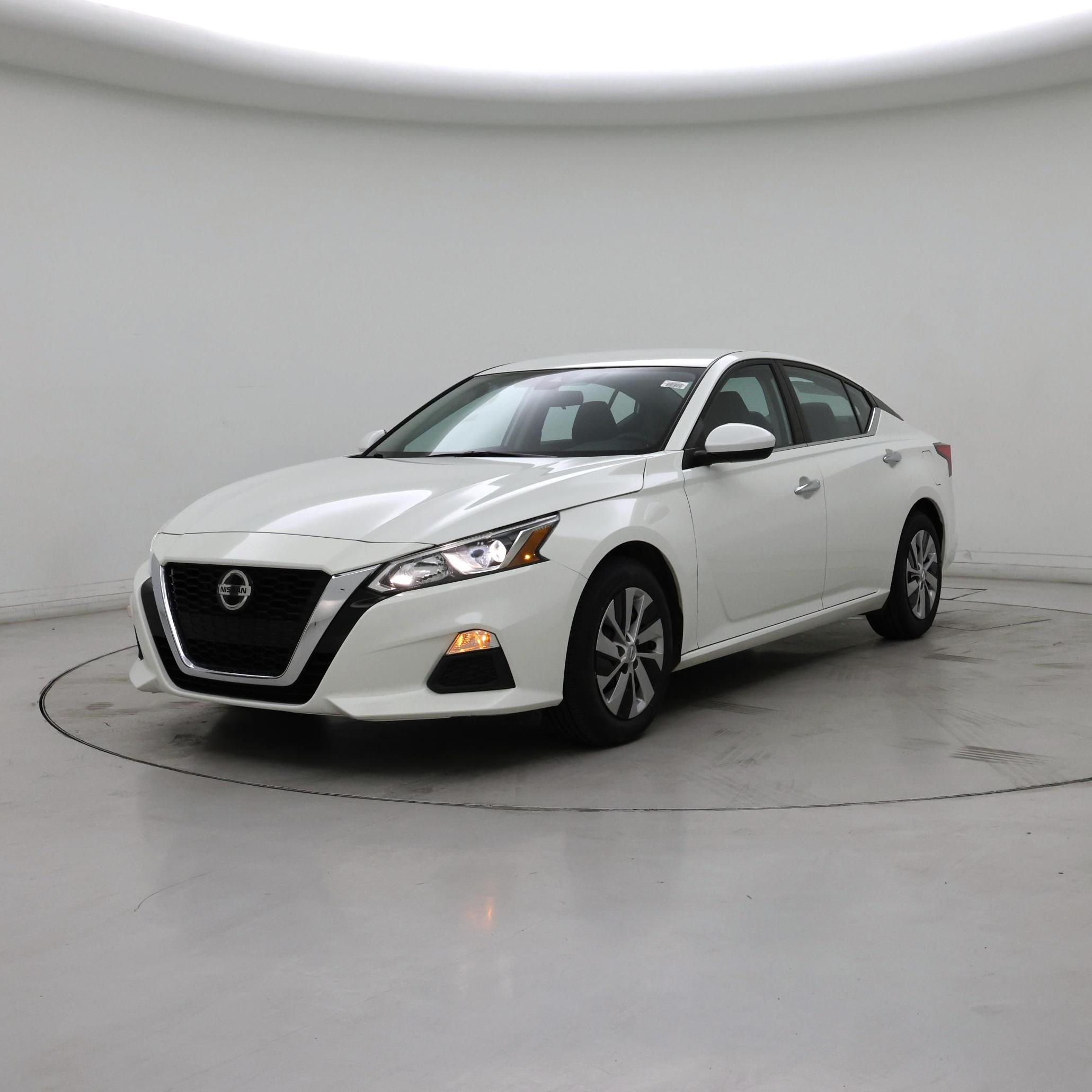 Thumbnail: 2021 Nissan Altima - 4
