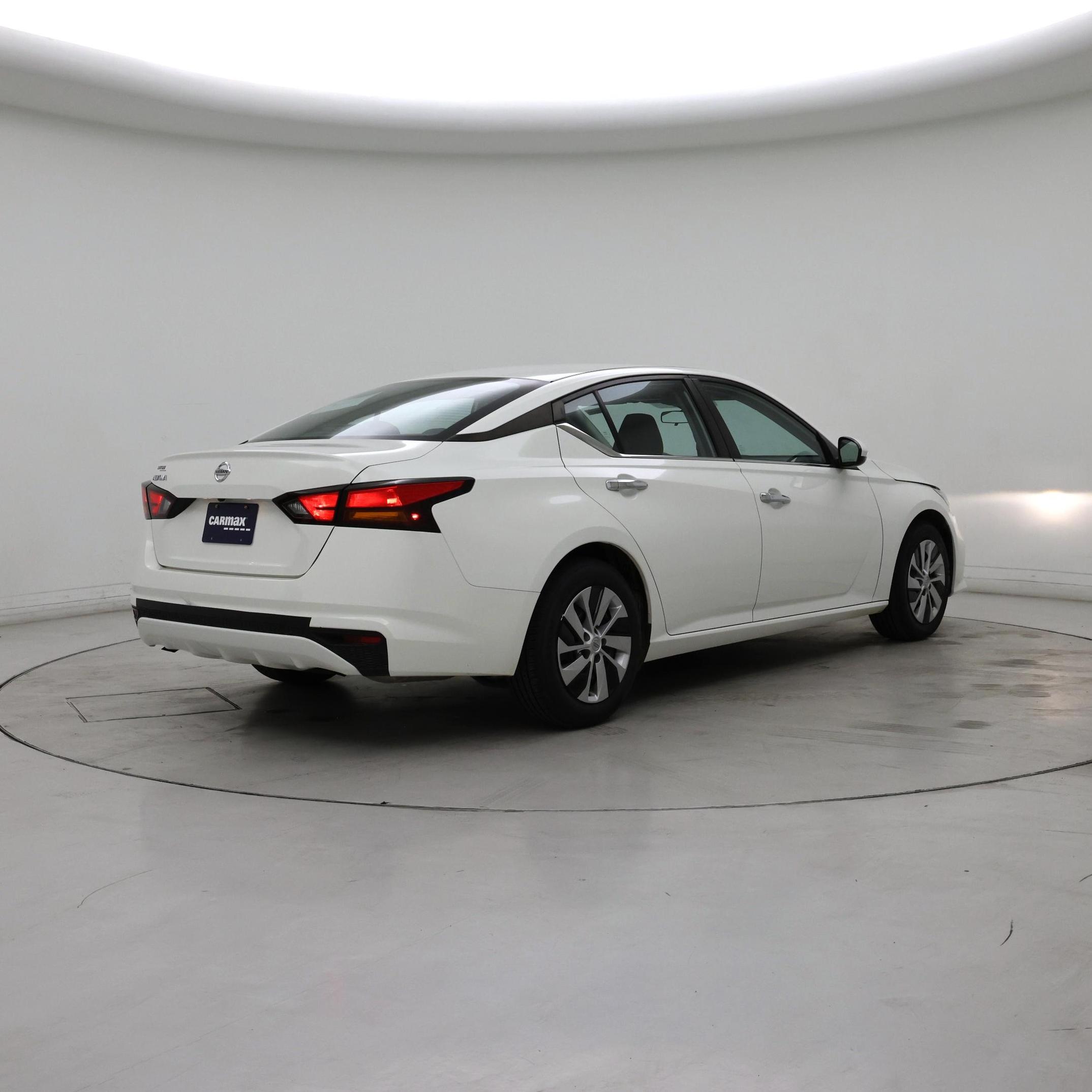 Thumbnail: 2021 Nissan Altima - 8