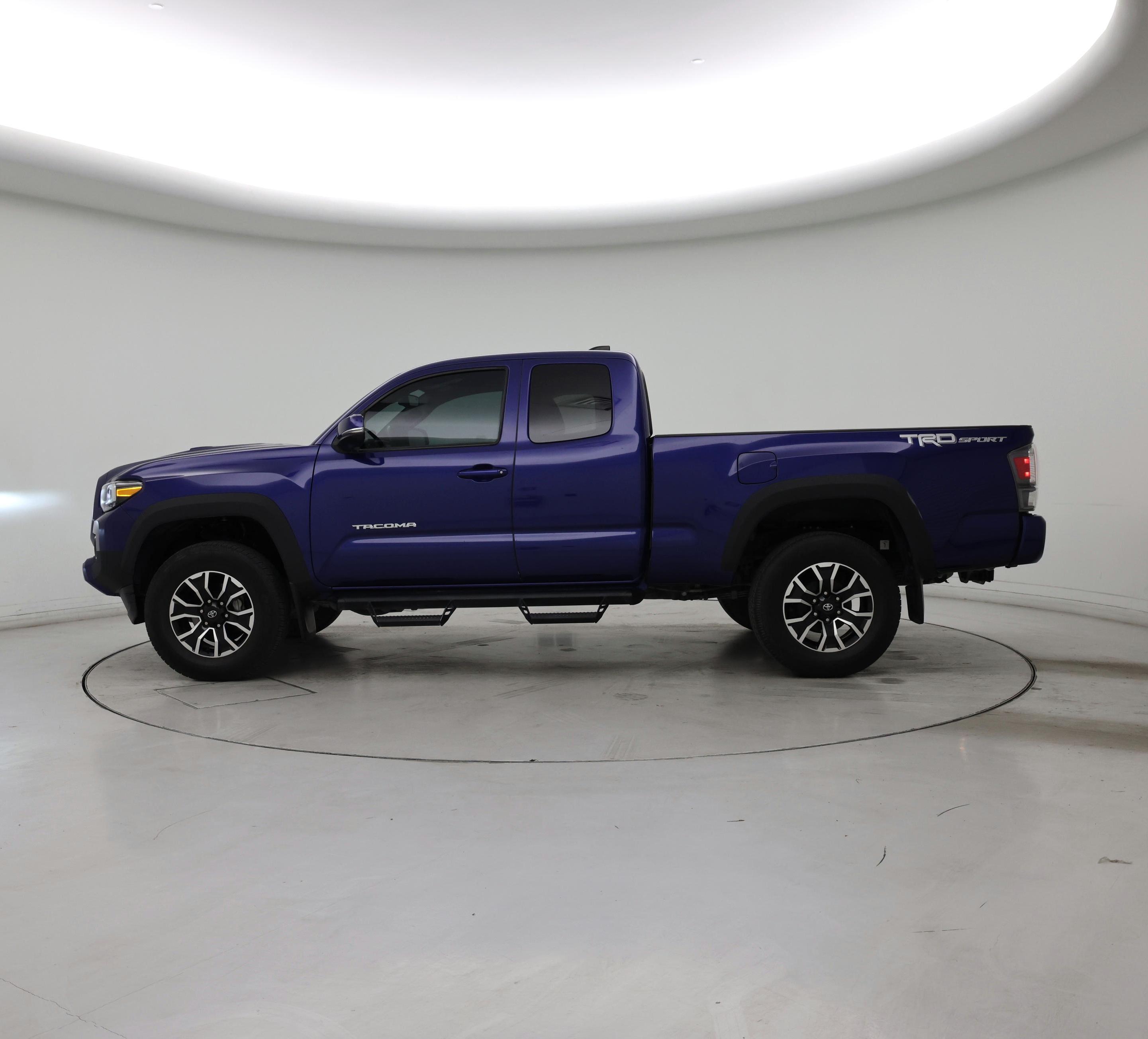 Thumbnail: 2023 Toyota Tacoma - 3