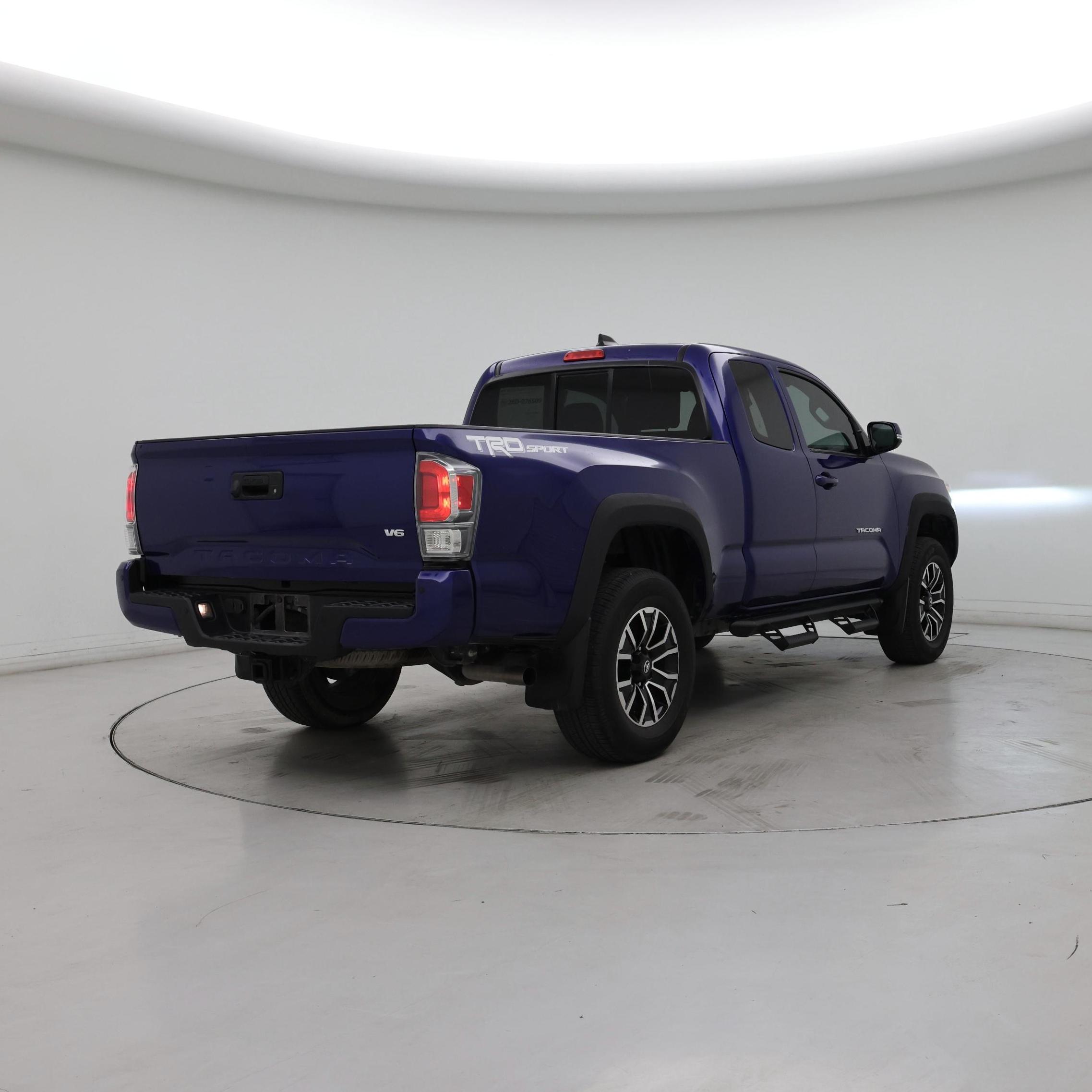 Thumbnail: 2023 Toyota Tacoma - 8