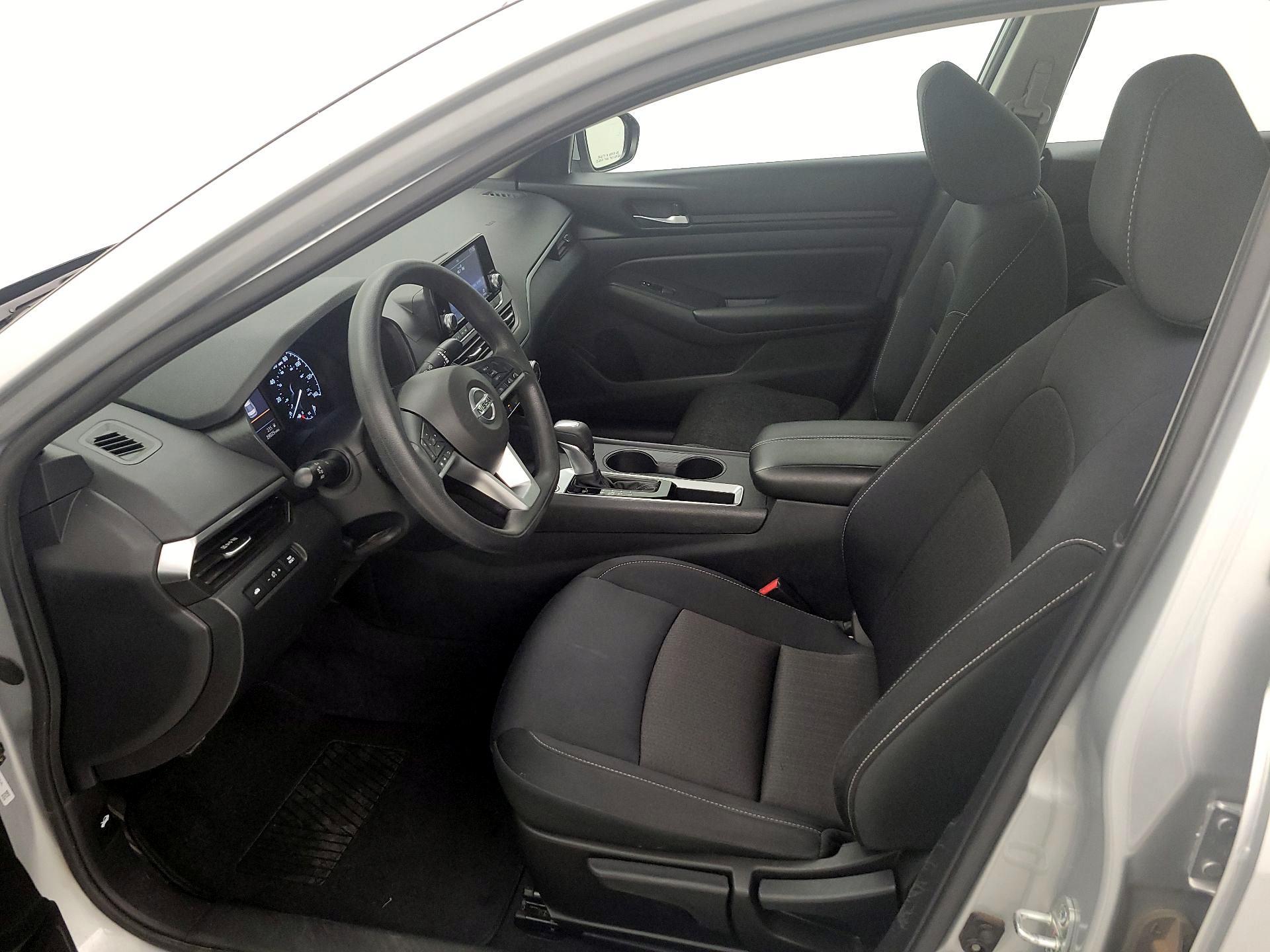 Thumbnail: 2021 Nissan Altima - 11