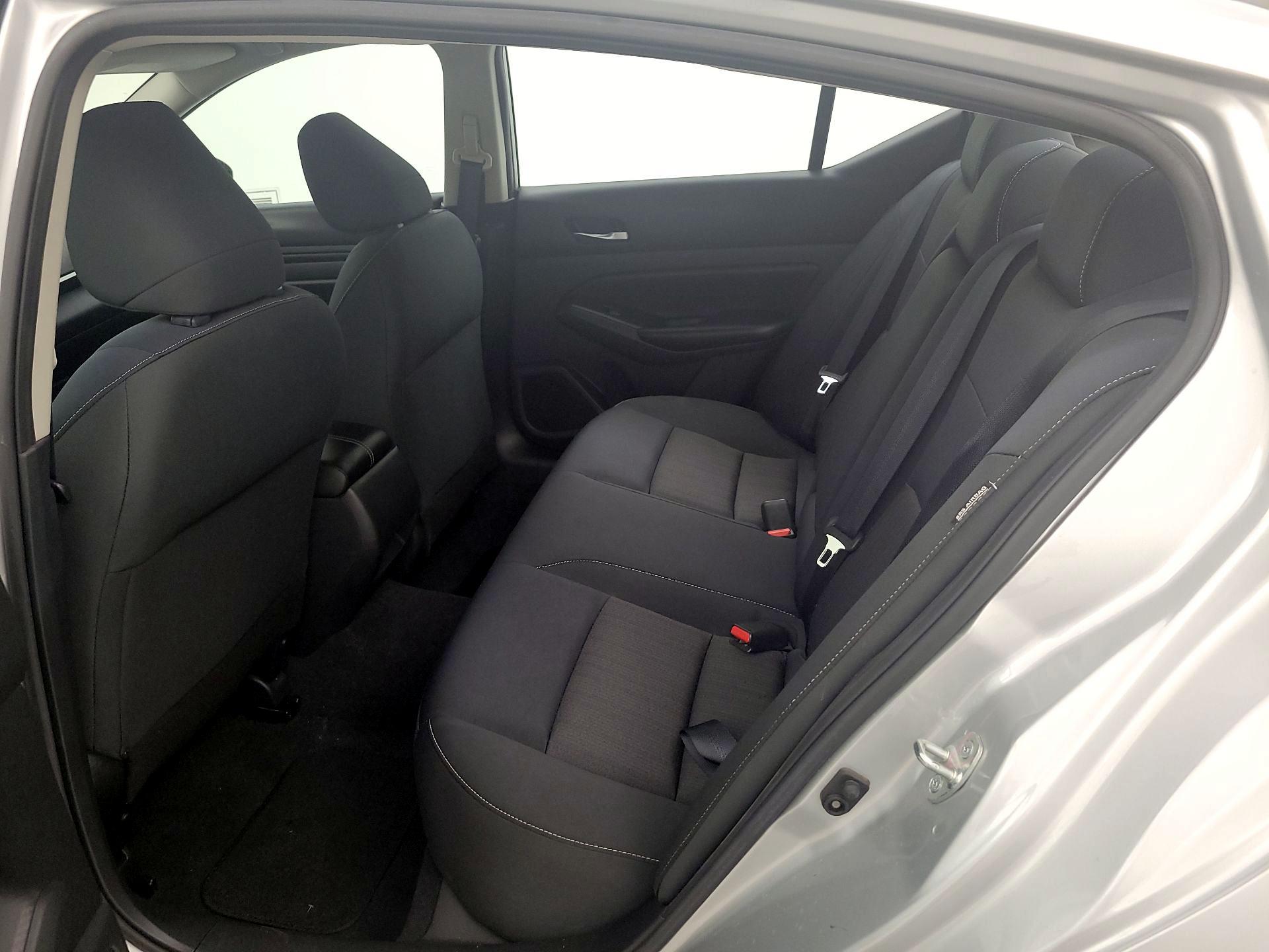 Thumbnail: 2021 Nissan Altima - 19