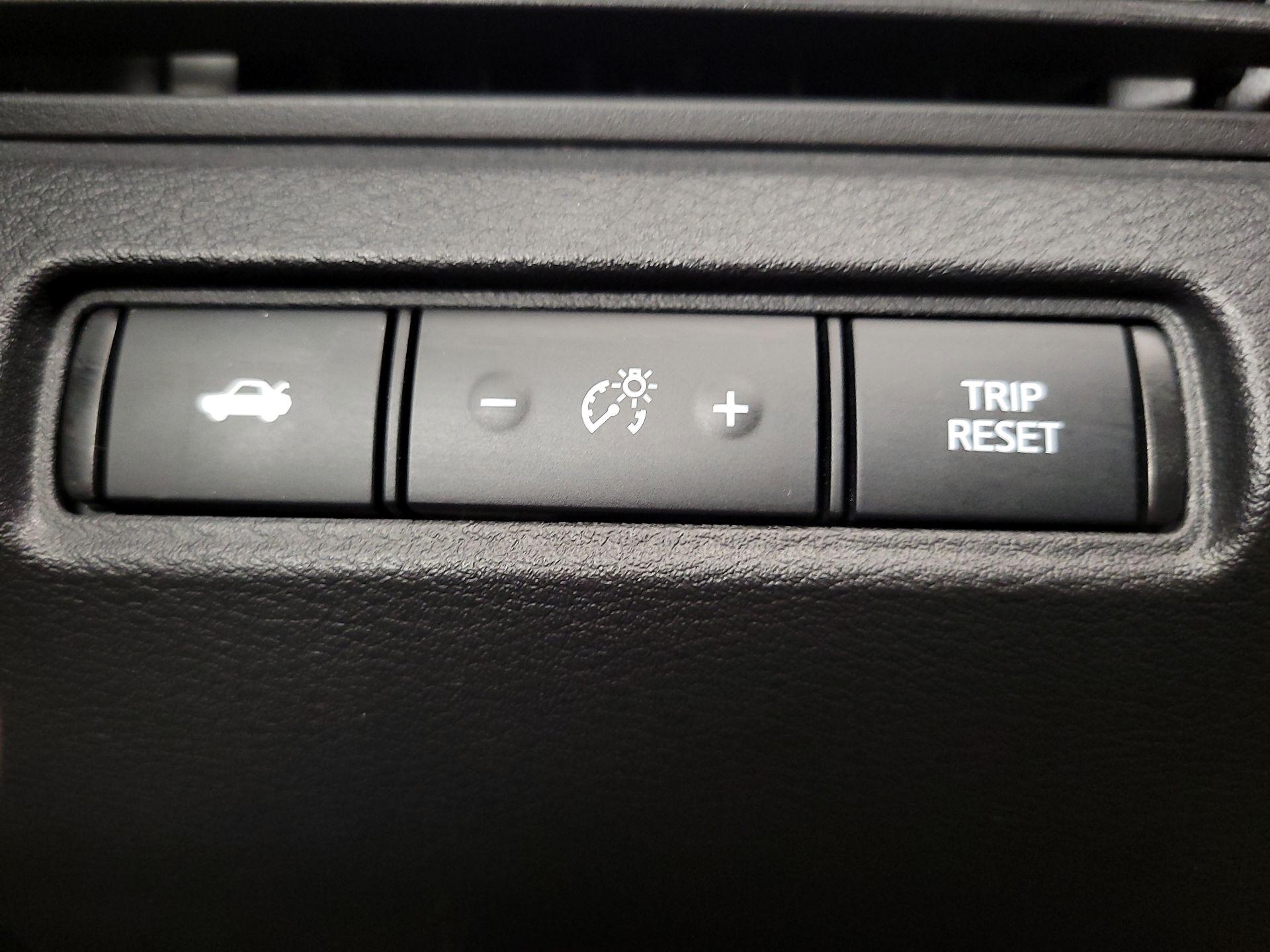 Thumbnail: 2021 Nissan Altima - 13