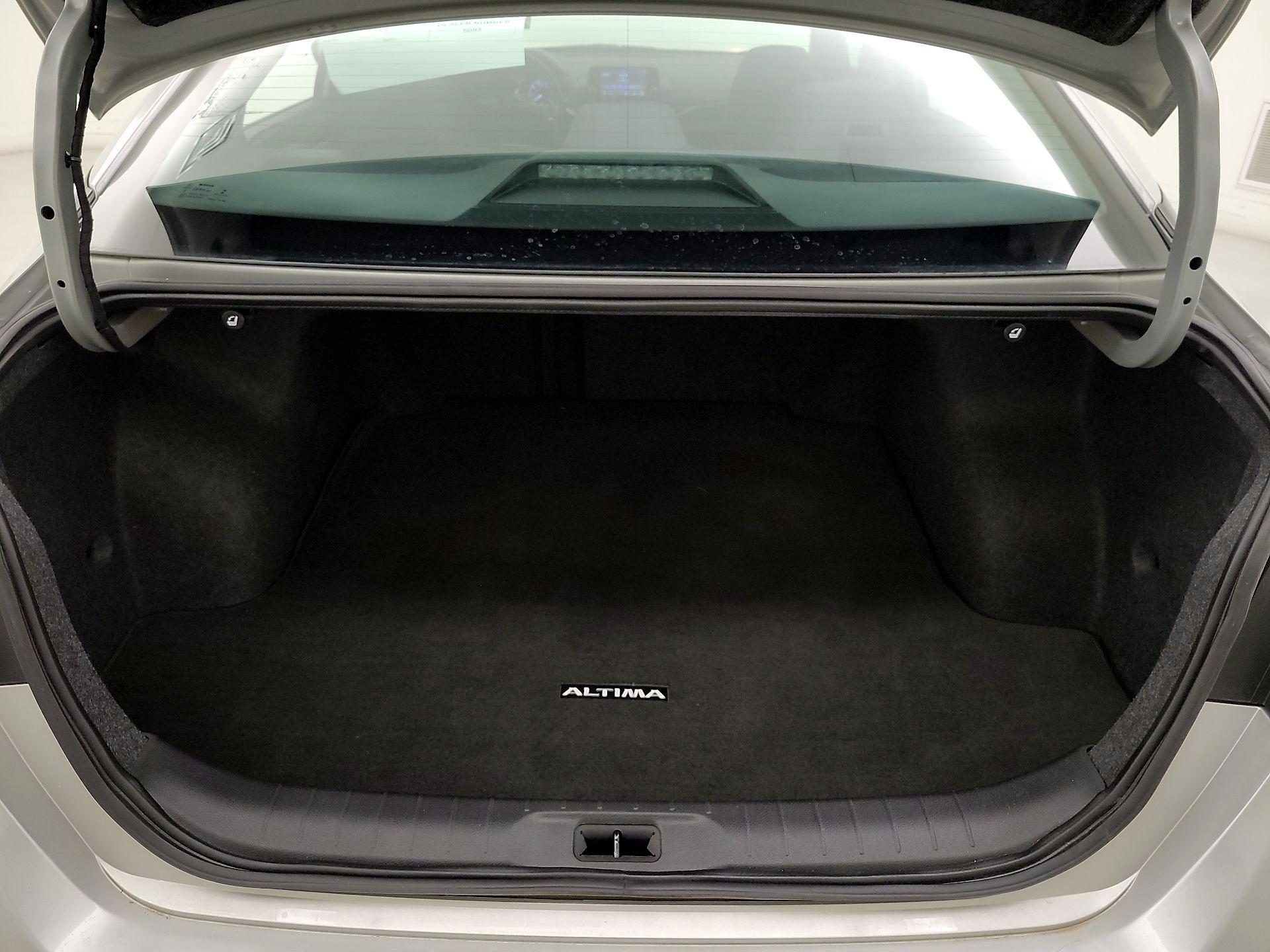 Thumbnail: 2021 Nissan Altima - 20