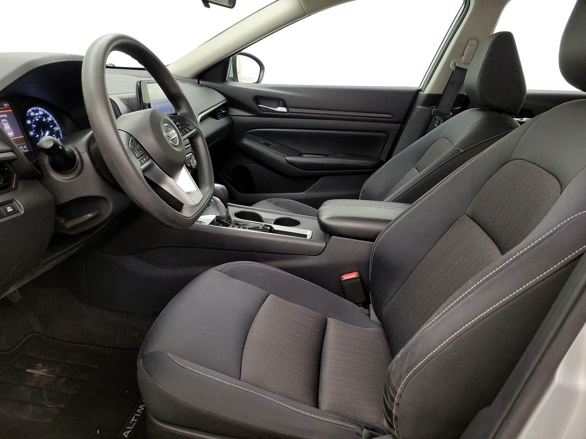 Thumbnail: 2021 Nissan Altima - 11