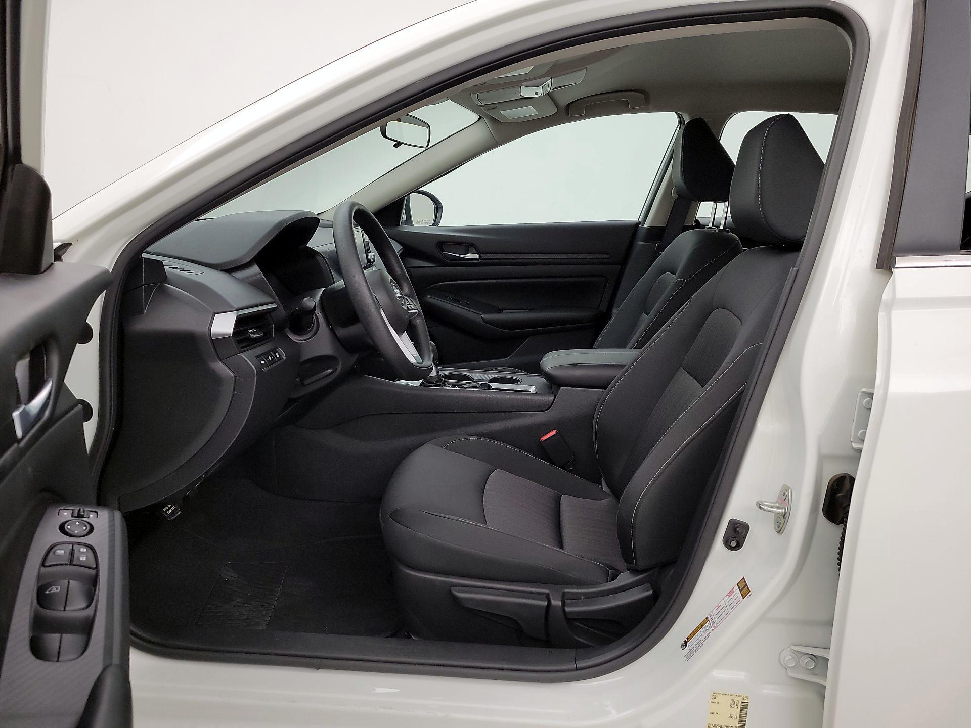 Thumbnail: 2021 Nissan Altima - 11