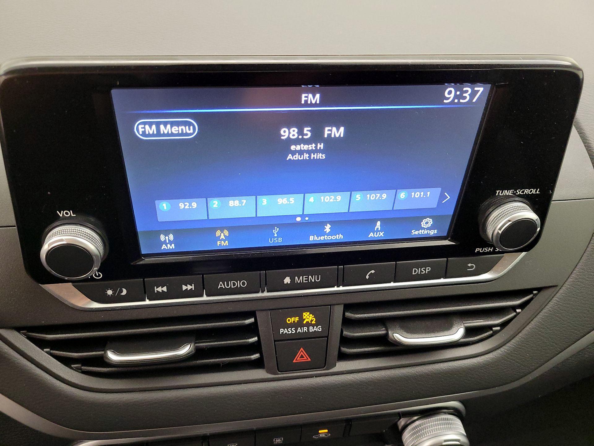 Thumbnail: 2021 Nissan Altima - 15