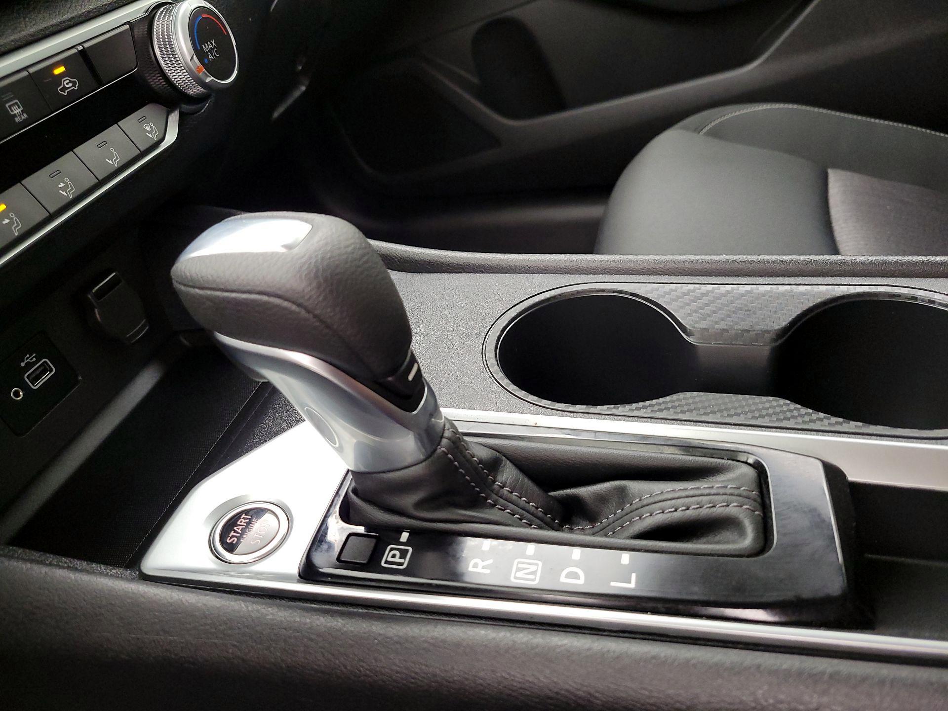 Thumbnail: 2021 Nissan Altima - 17