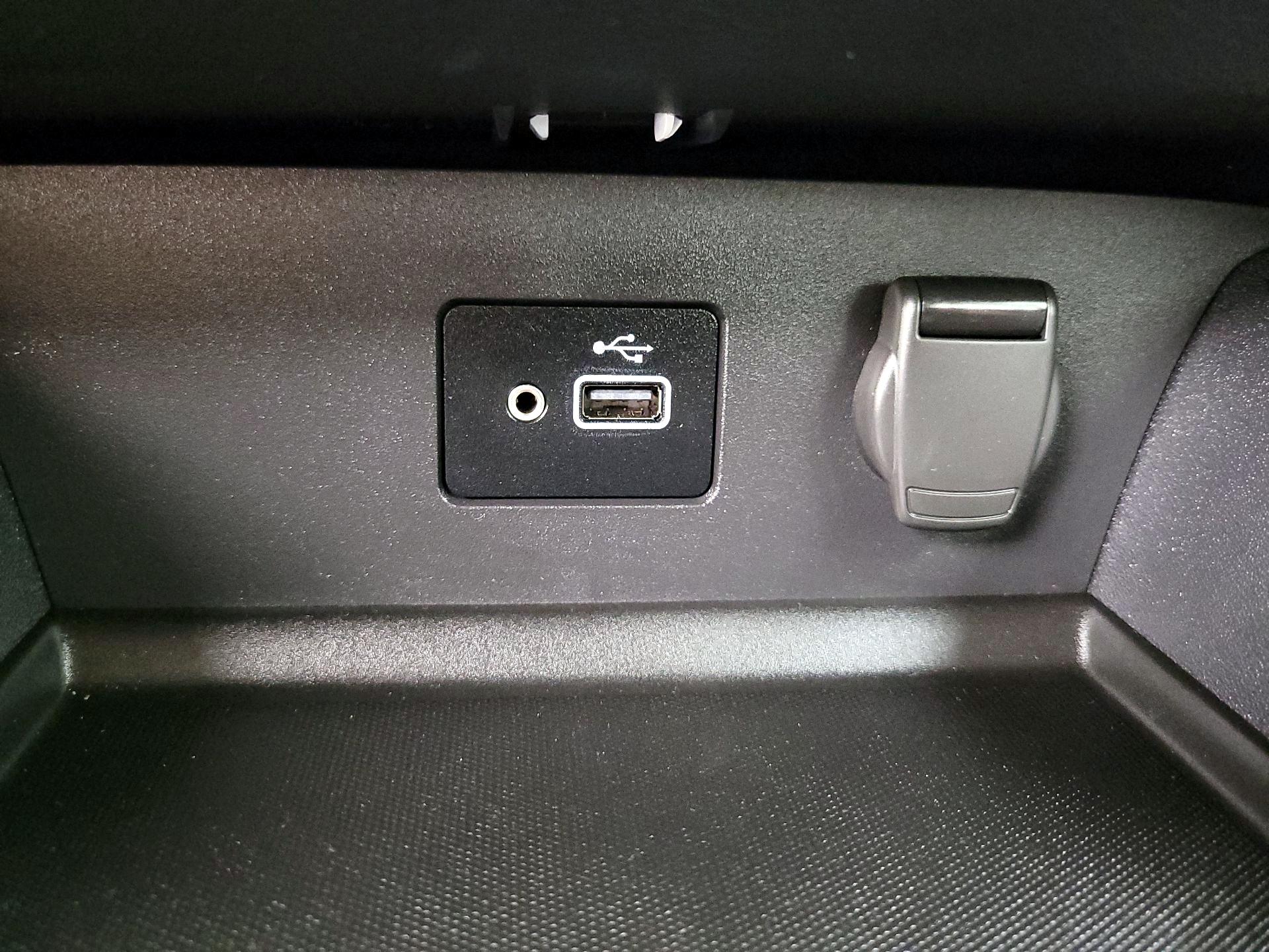 Thumbnail: 2021 Nissan Altima - 18