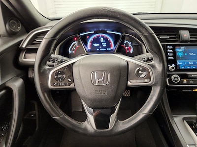 Steering Wheel & Instrument Cluster (On)