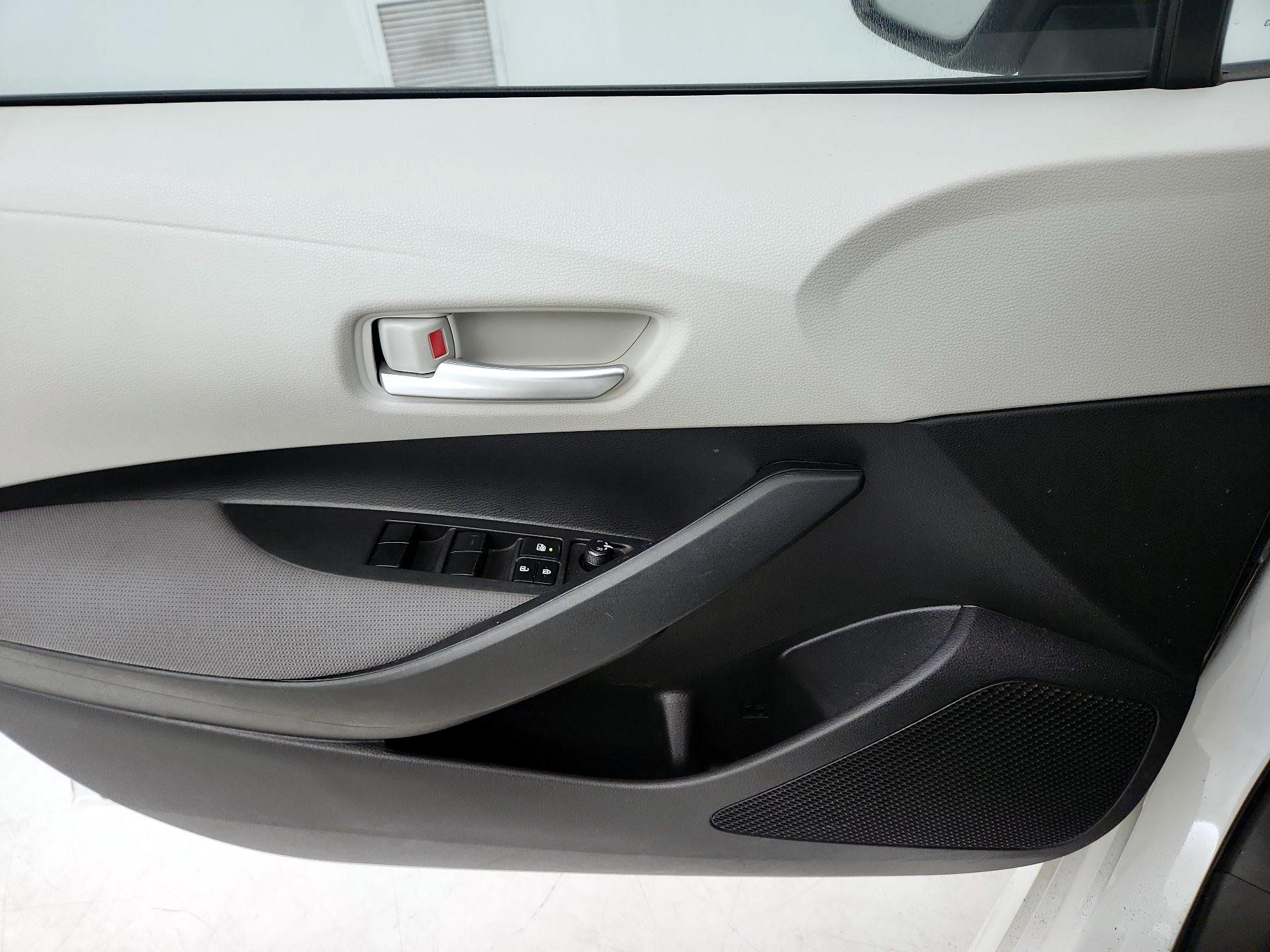 Thumbnail: 2020 Toyota Corolla - 12