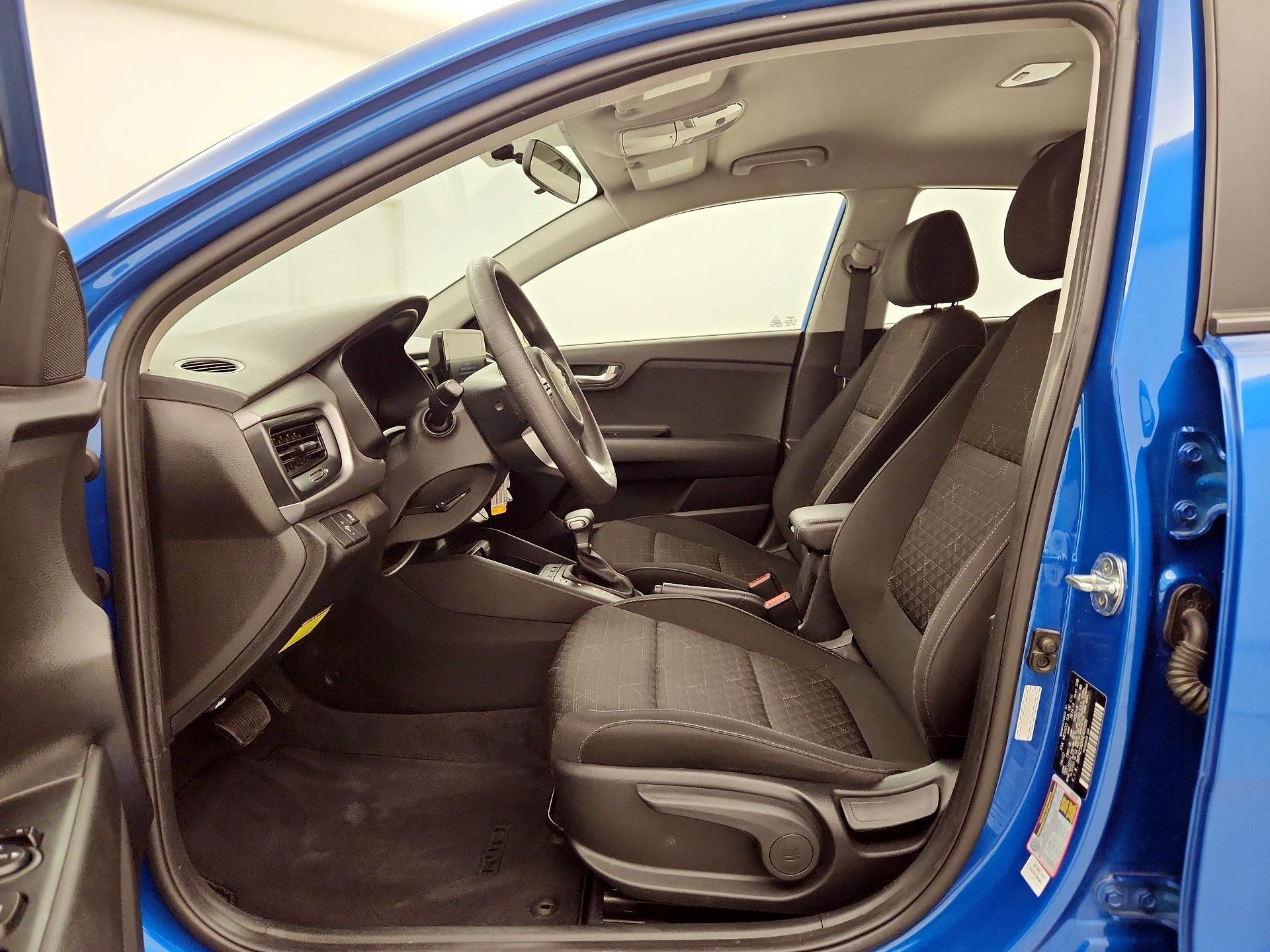 Thumbnail: 2022 Kia Rio5 - 11