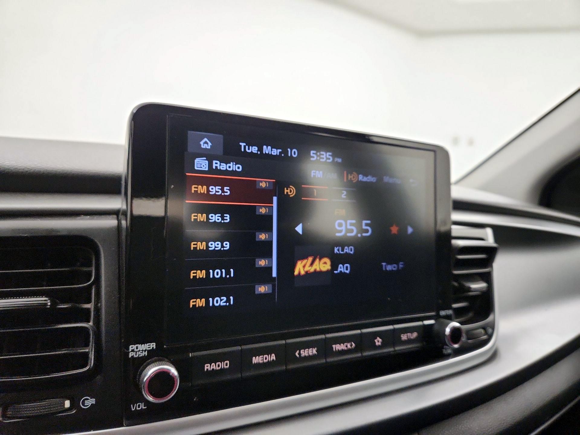 Thumbnail: 2022 Kia Rio5 - 15