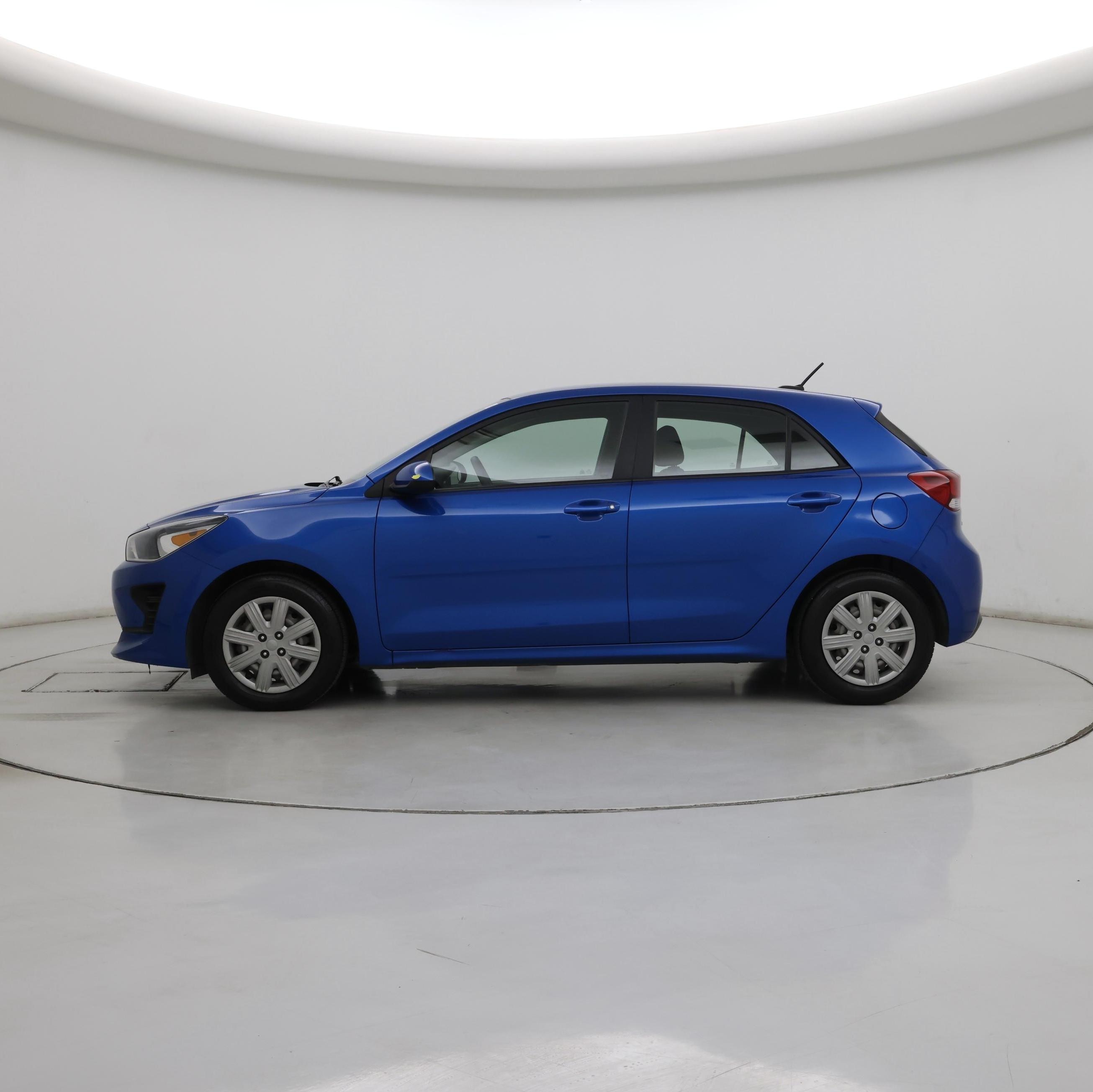 Thumbnail: 2022 Kia Rio5 - 3