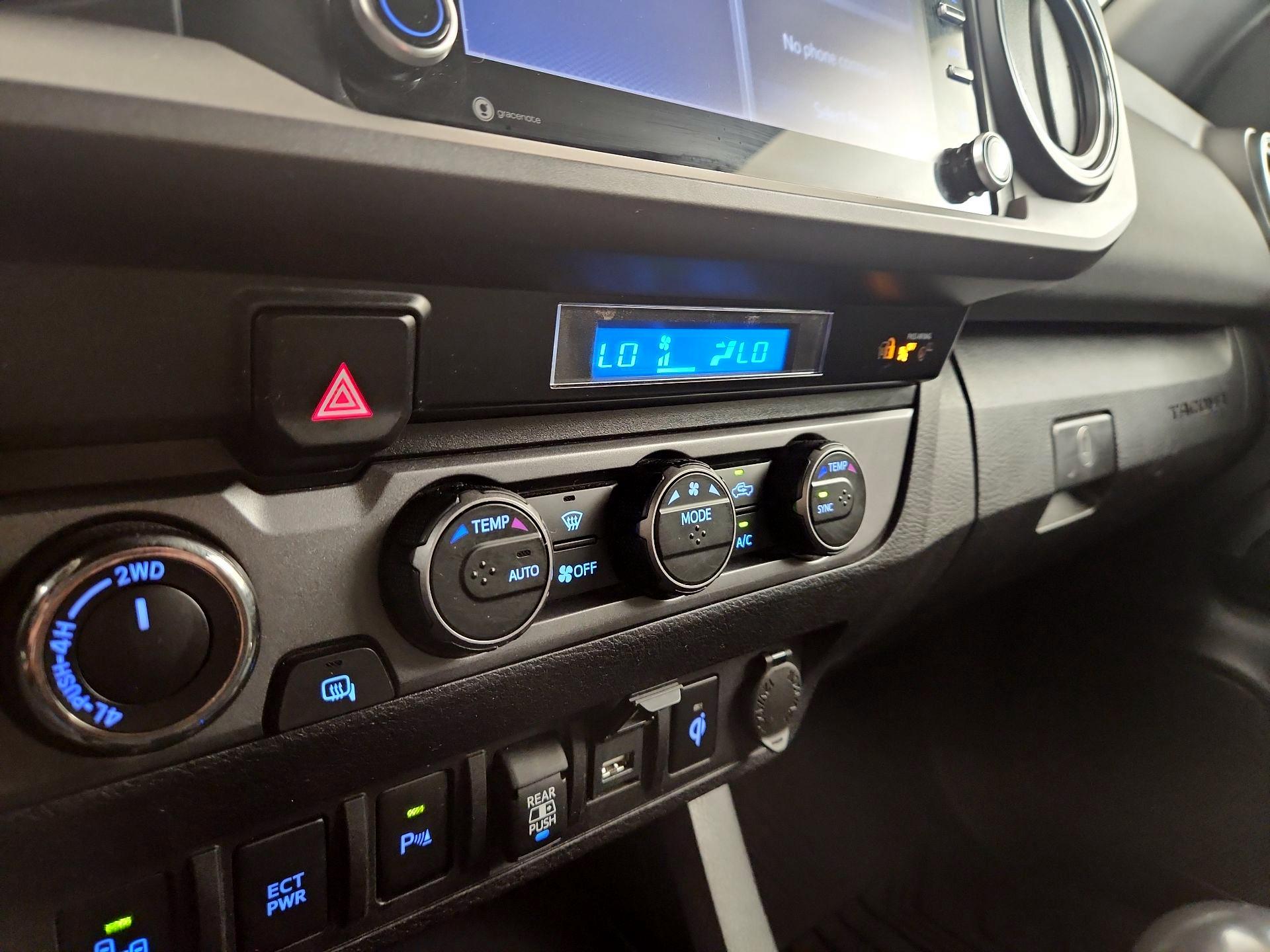 Thumbnail: 2021 Toyota Tacoma - 16