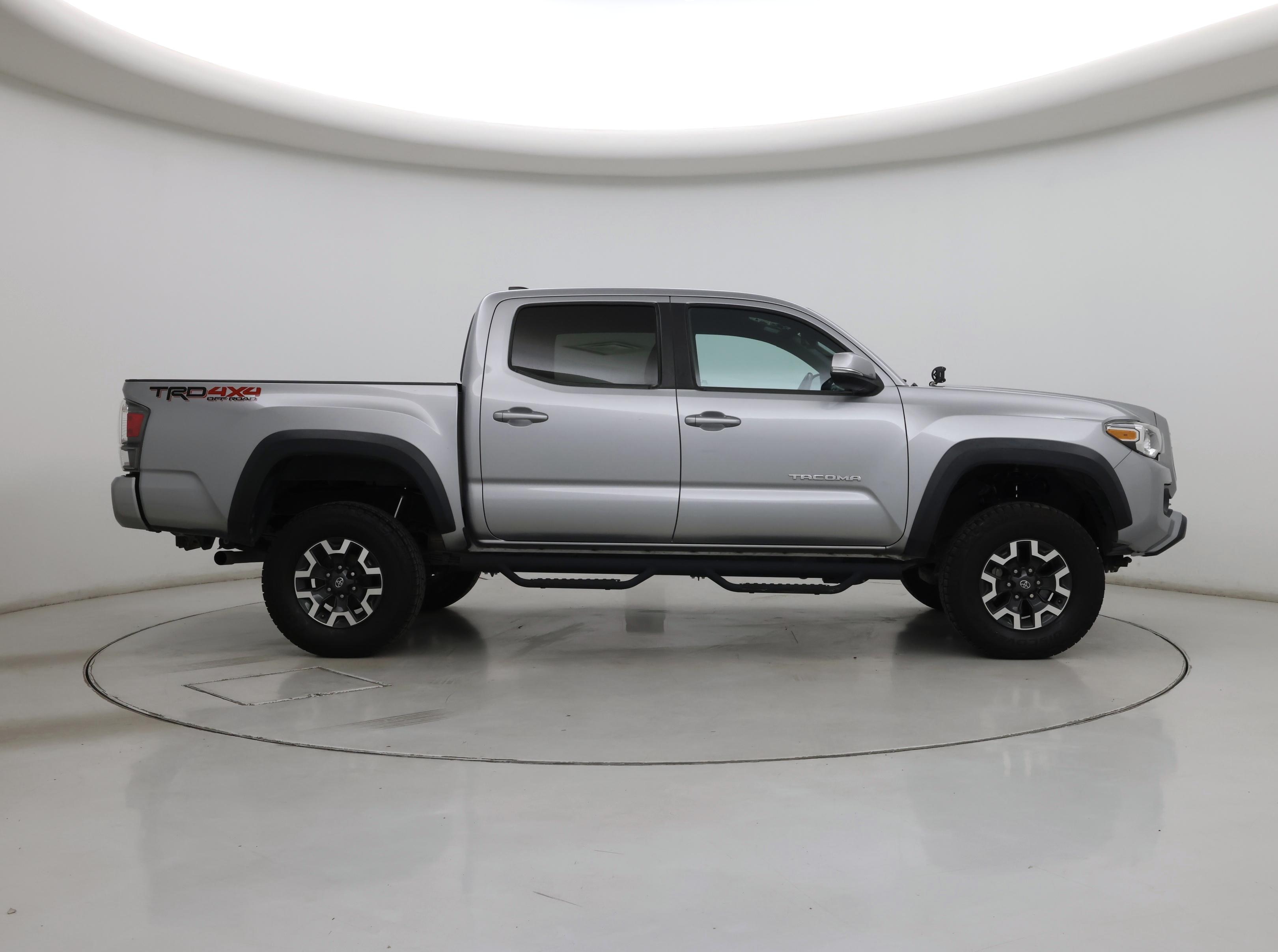 Thumbnail: 2021 Toyota Tacoma - 7