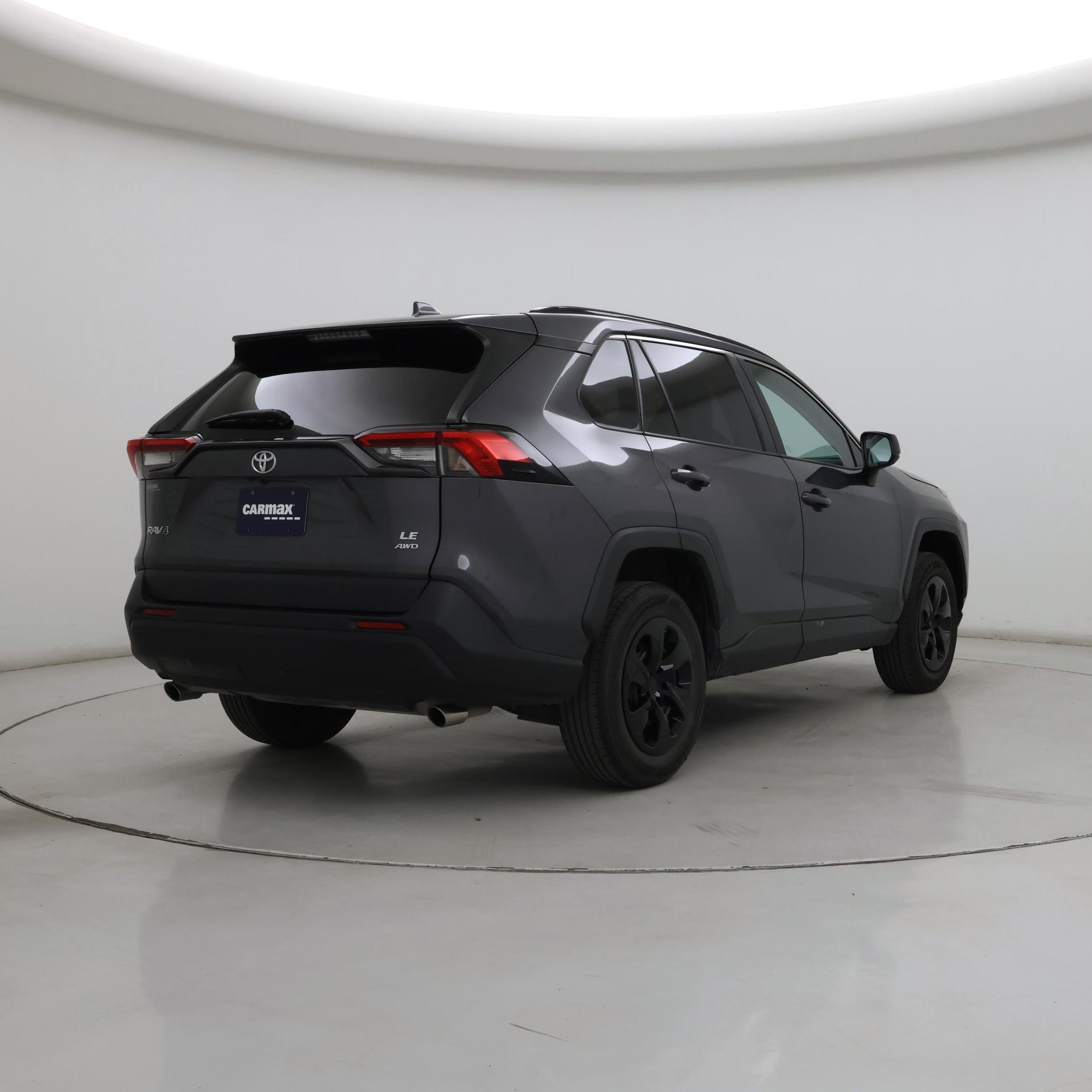Thumbnail: 2021 Toyota RAV4 - 8