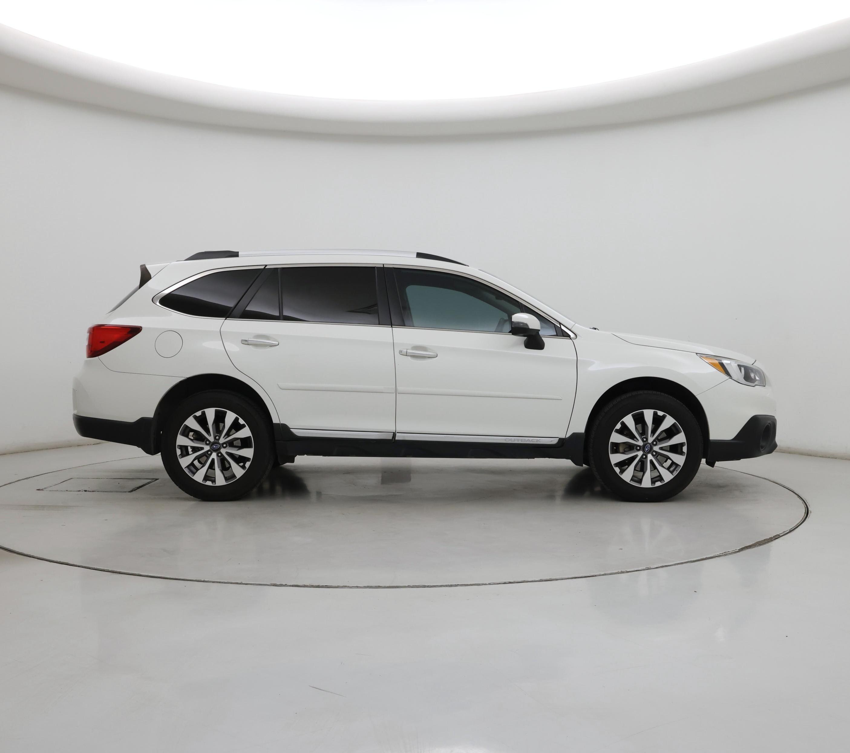 Thumbnail: 2017 Subaru Outback - 7